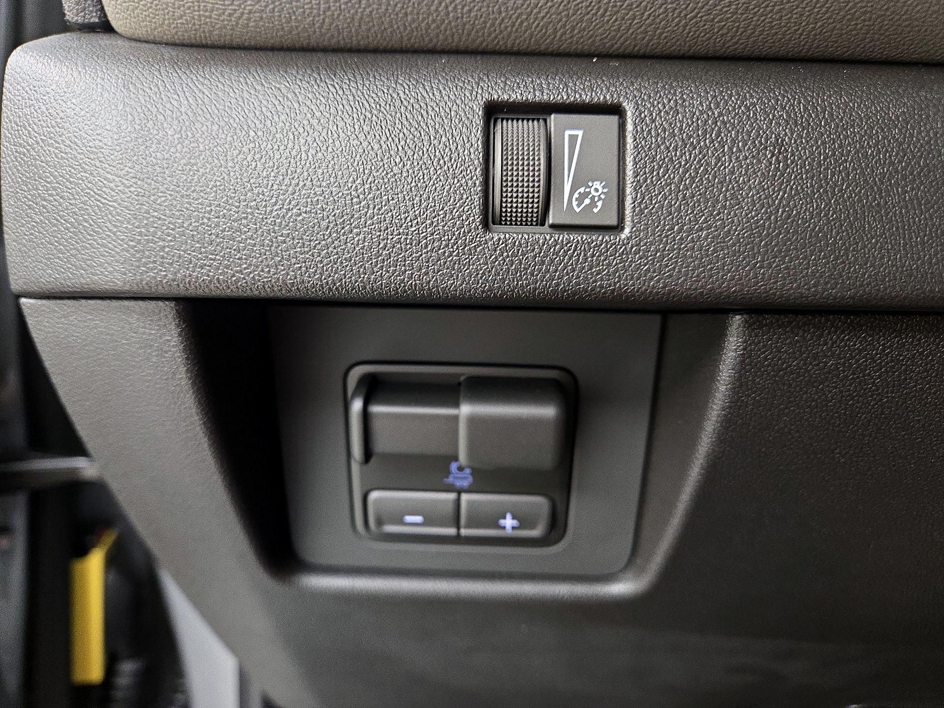 Thumbnail: 2026 Chevrolet Colorado - 13