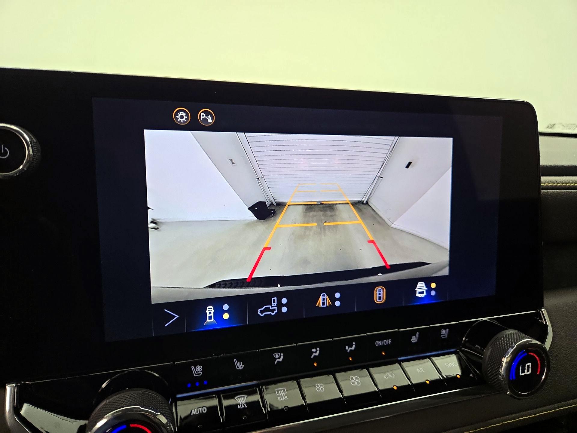 Thumbnail: 2026 Chevrolet Colorado - 14