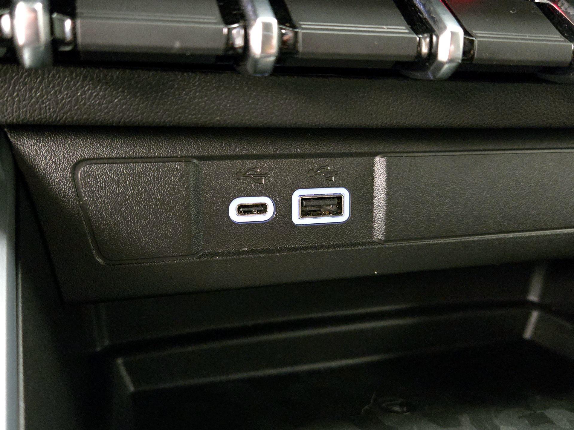 Thumbnail: 2026 Chevrolet Colorado - 18