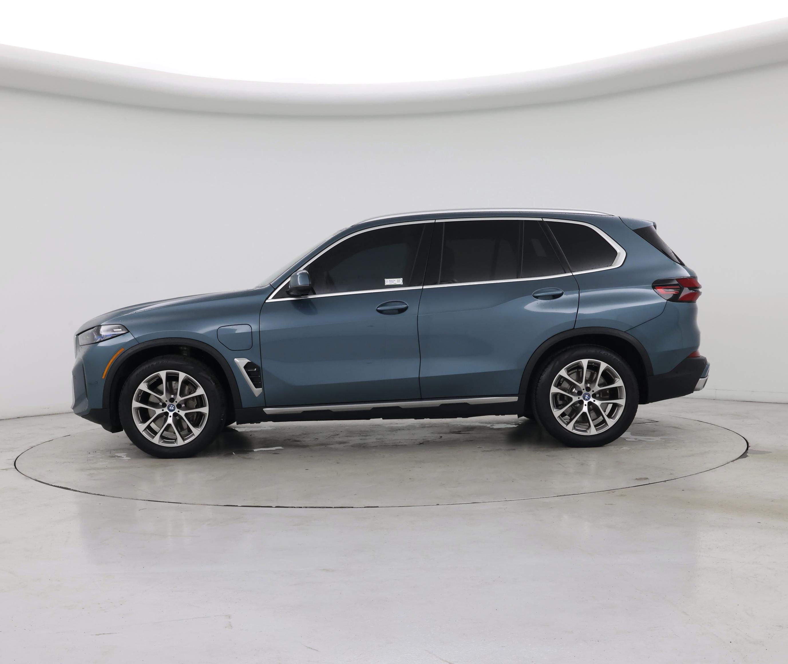 Thumbnail: 2024 BMW X5 - 3