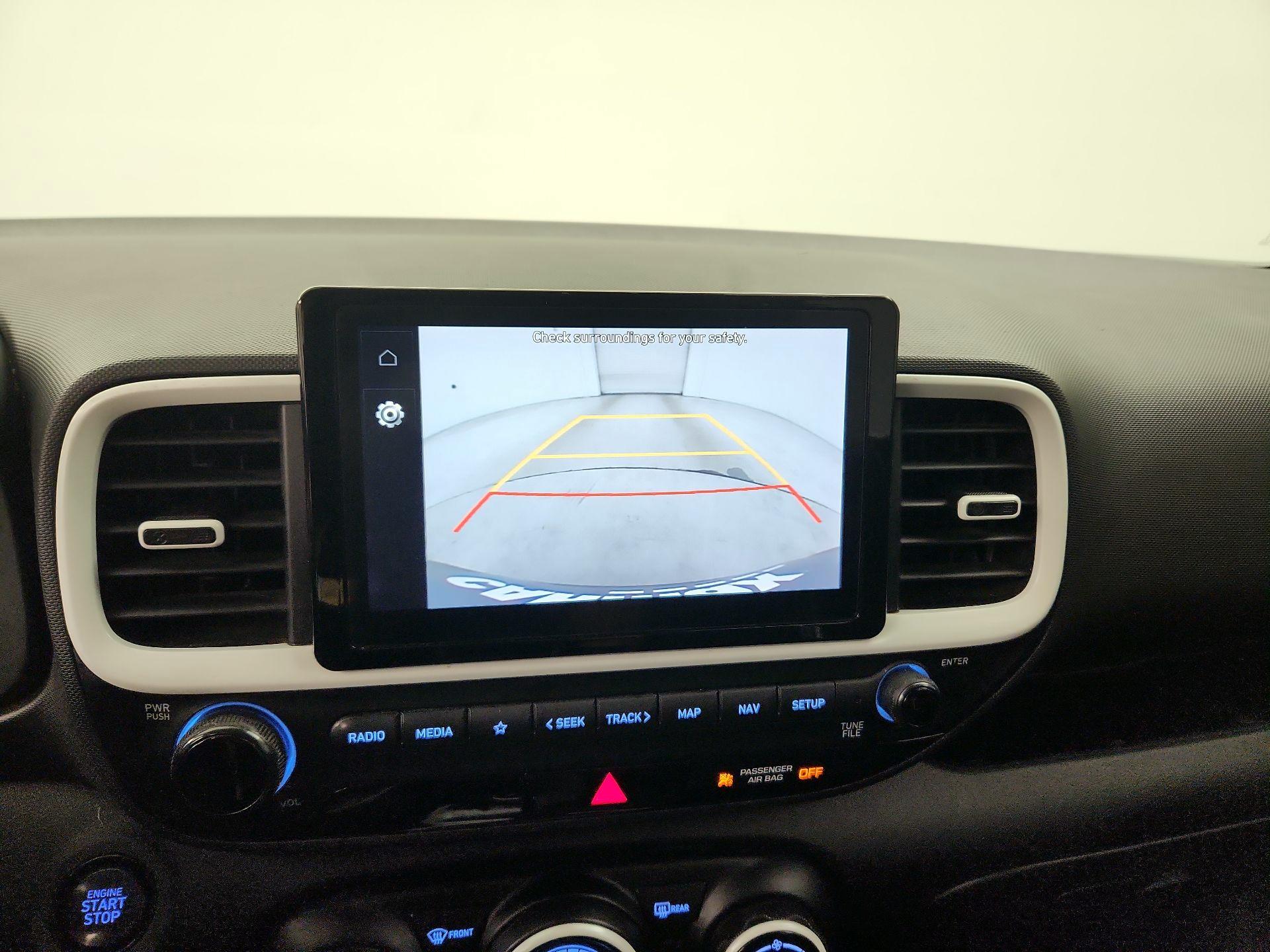 Thumbnail: 2023 Hyundai Venue - 14