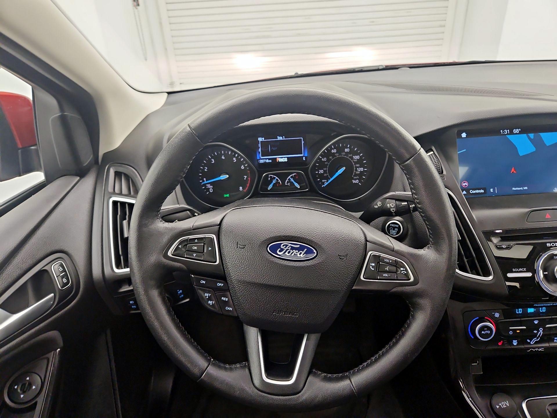 Thumbnail: 2018 Ford Focus - 10