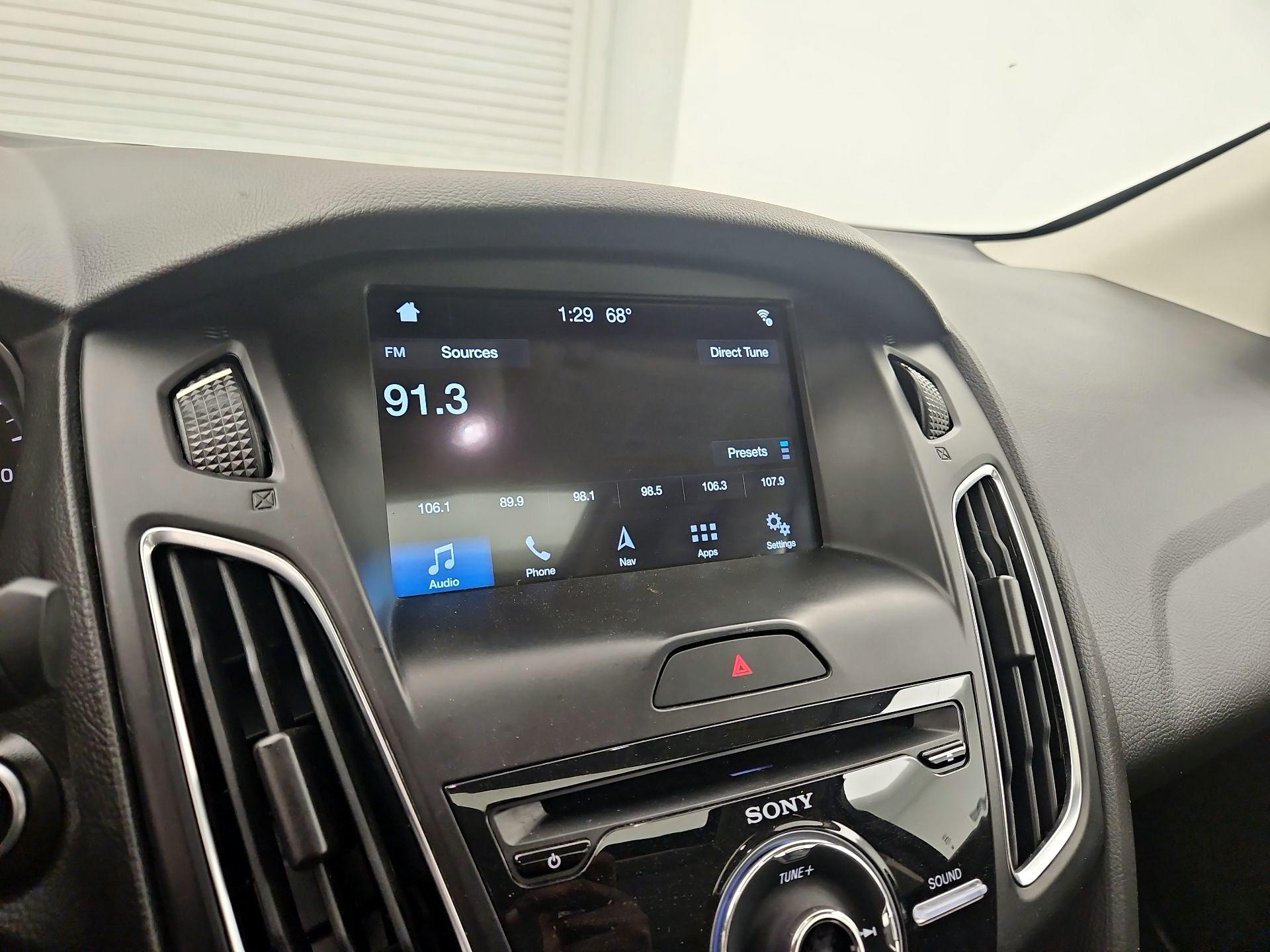 Thumbnail: 2018 Ford Focus - 16