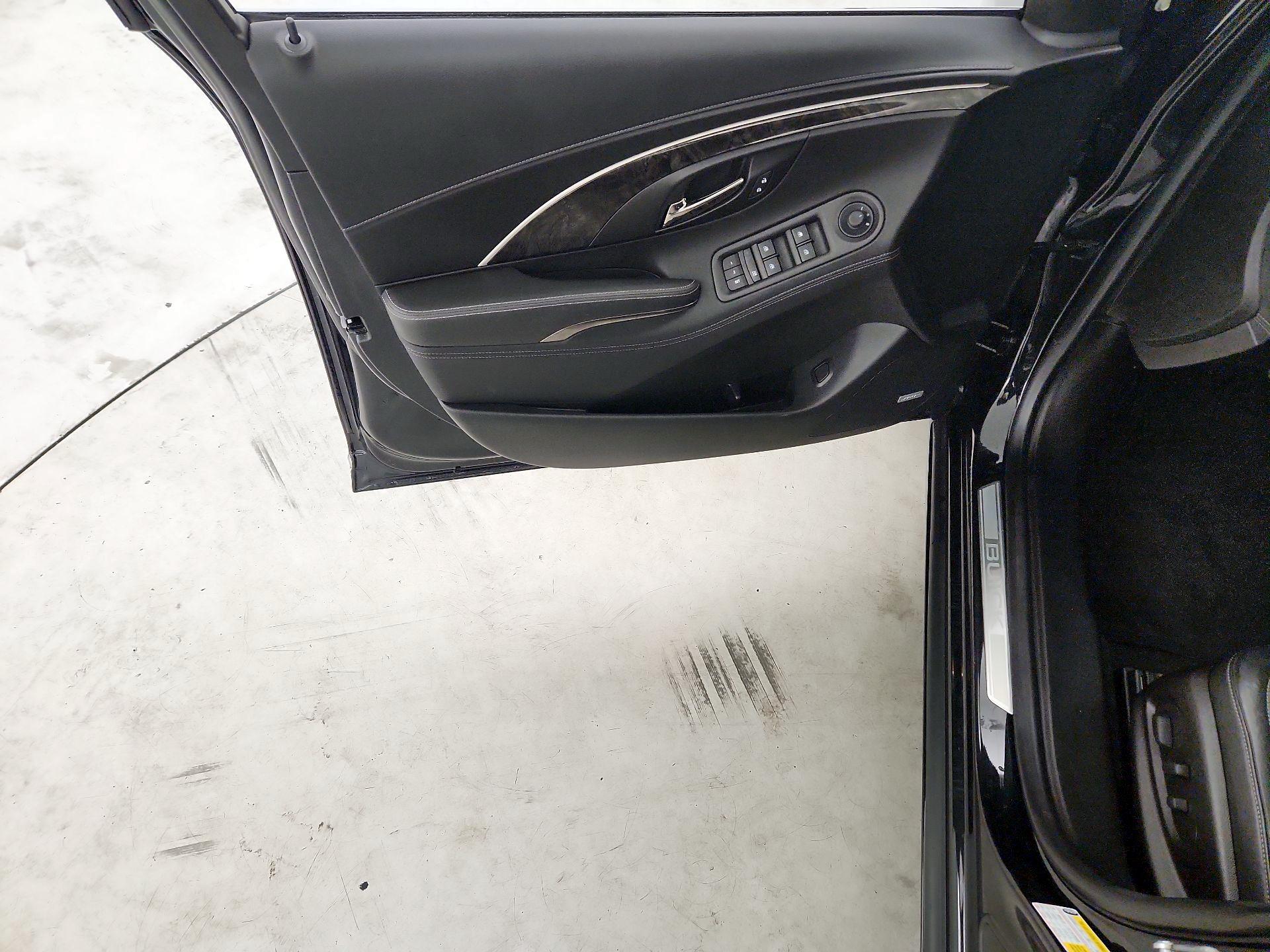 Thumbnail: 2015 Buick LaCrosse - 12