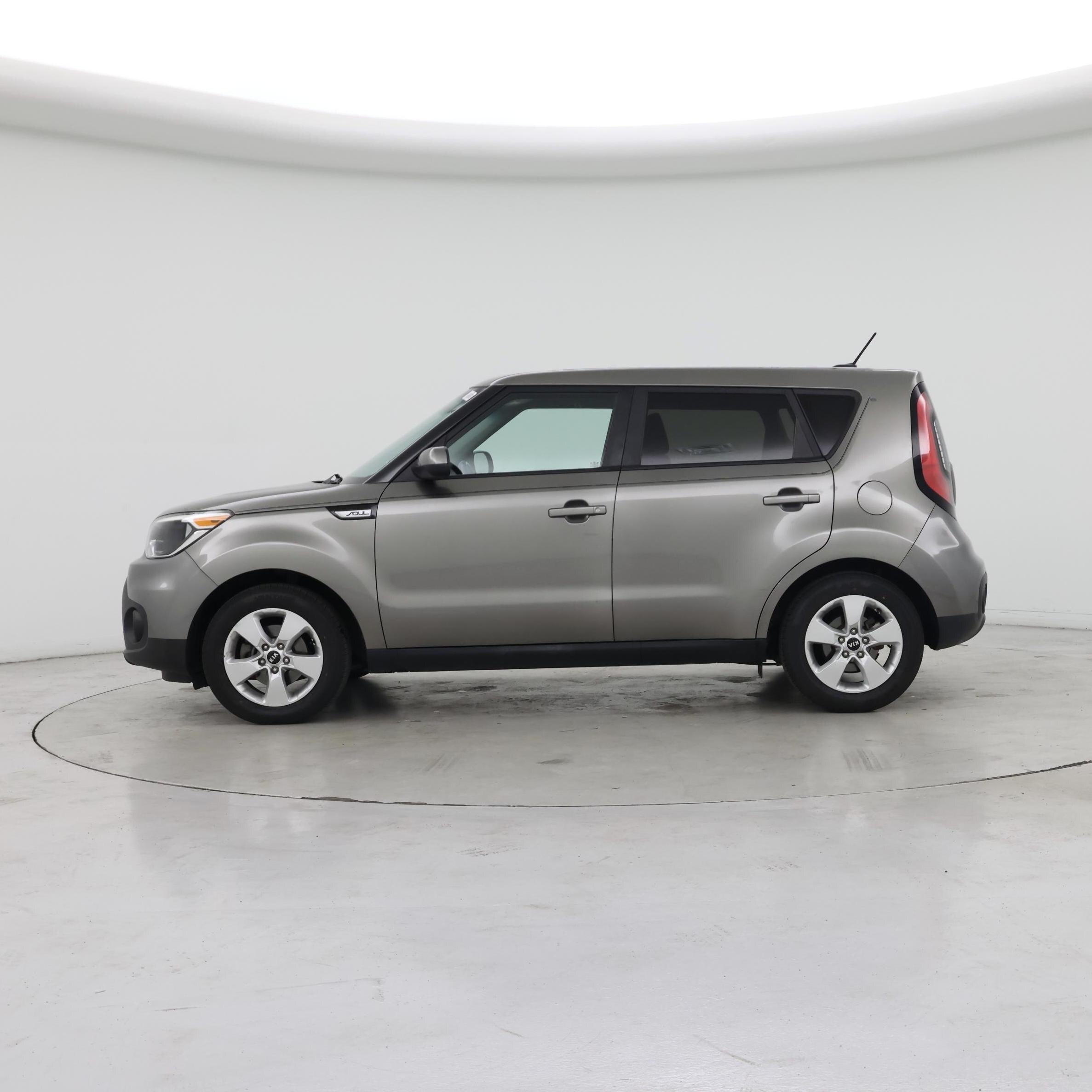 Thumbnail: 2019 Kia Soul - 3