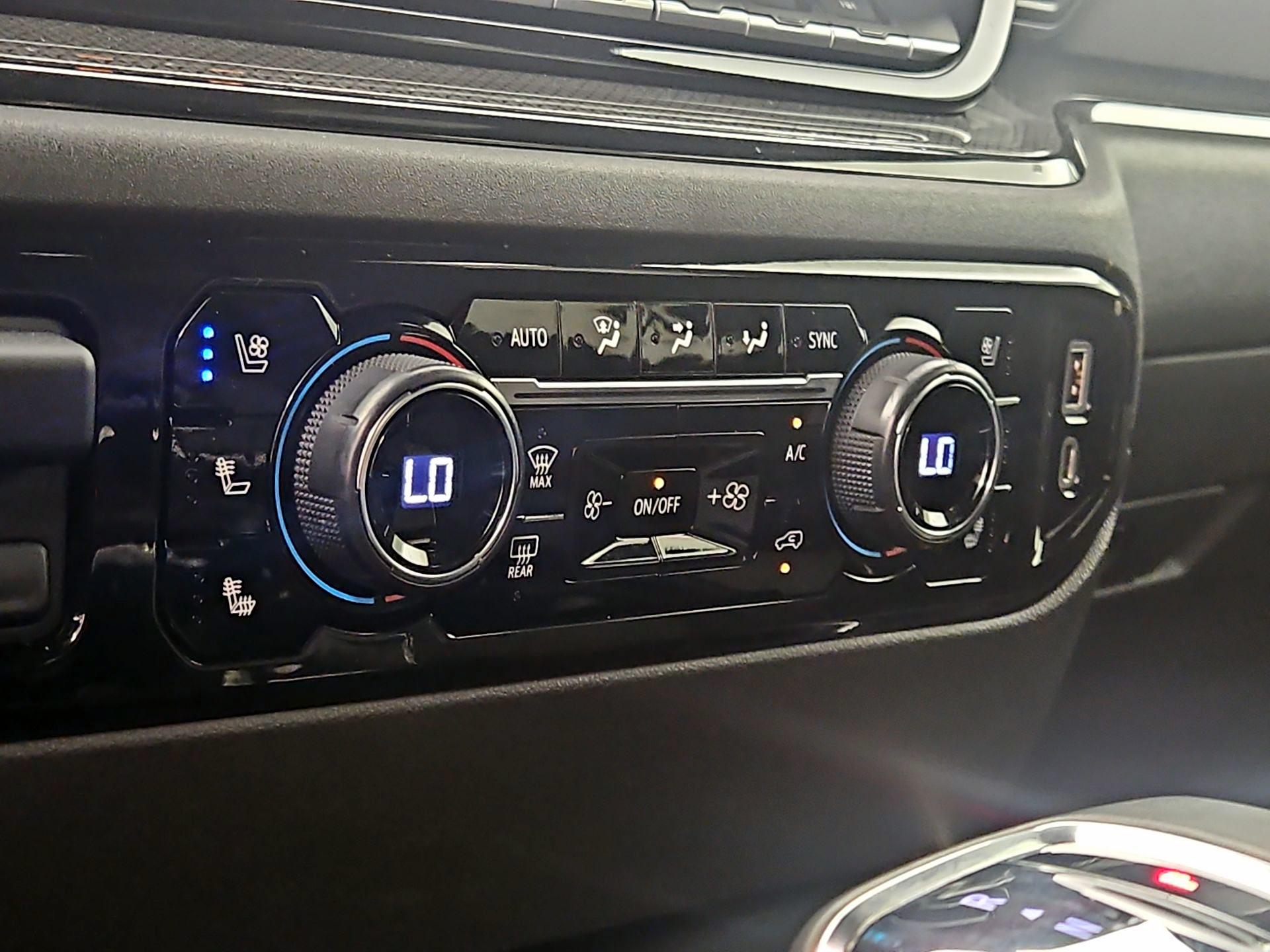 Thumbnail: 2023 Chevrolet Silverado 1500 - 16