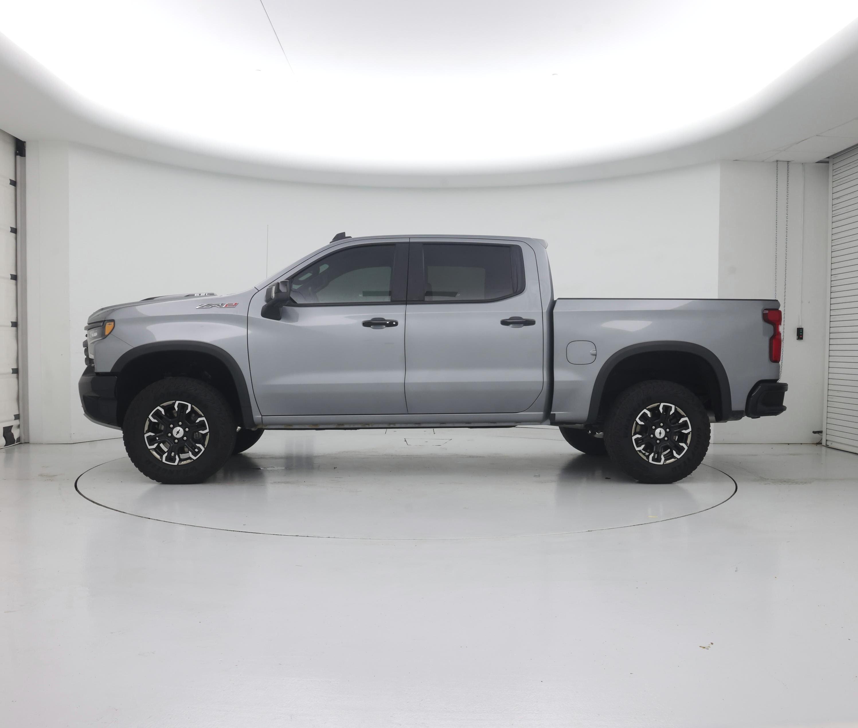 Thumbnail: 2023 Chevrolet Silverado 1500 - 3