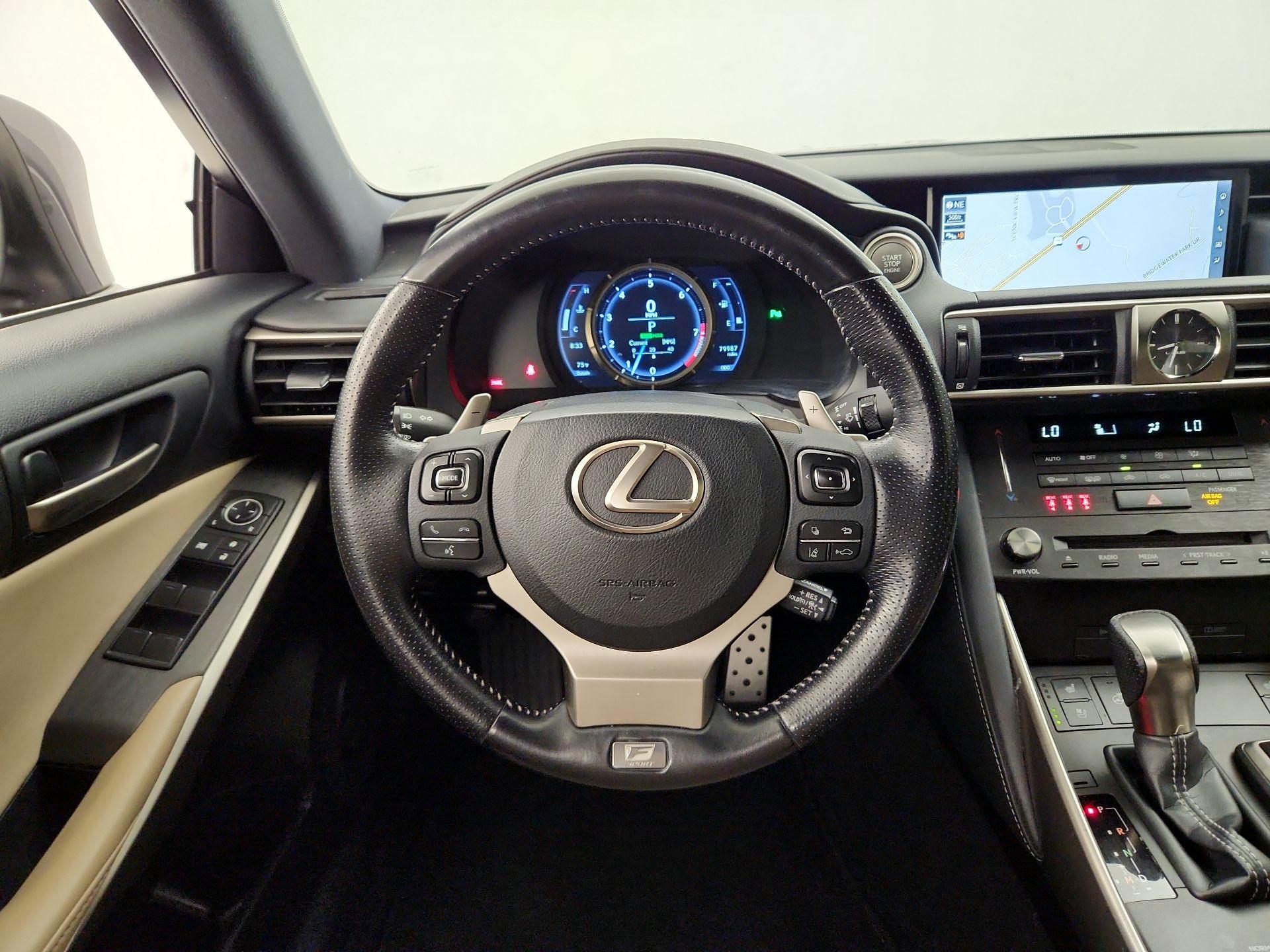 Thumbnail: 2020 Lexus IS - 10