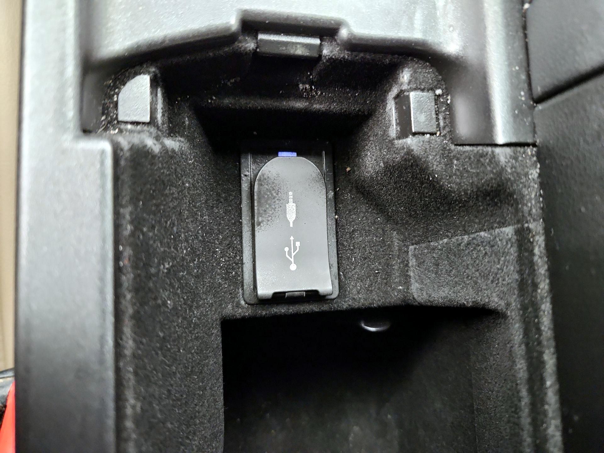 Thumbnail: 2020 Lexus IS - 19