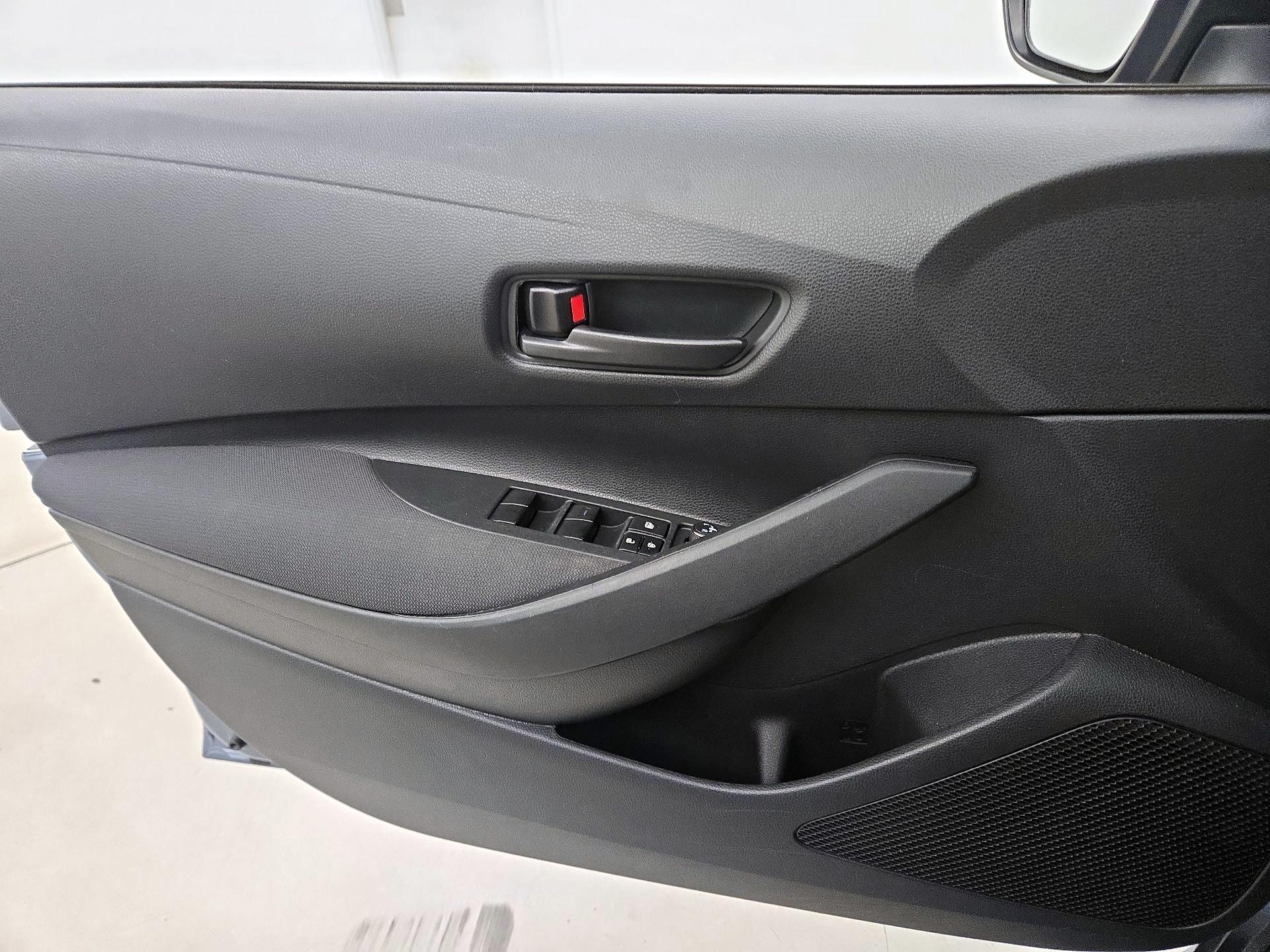 Thumbnail: 2025 Toyota Corolla - 12