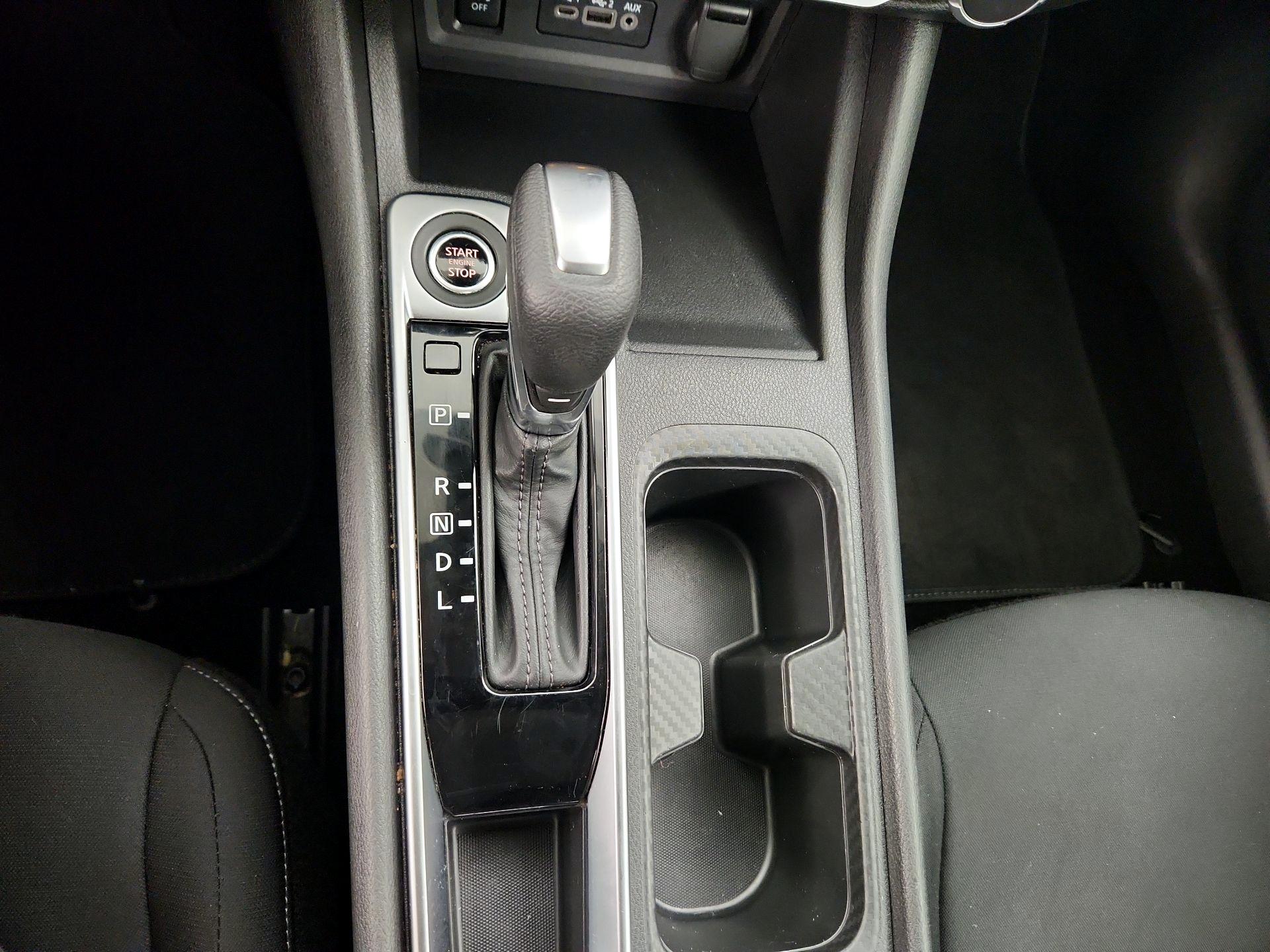 Thumbnail: 2024 Nissan Sentra - 17