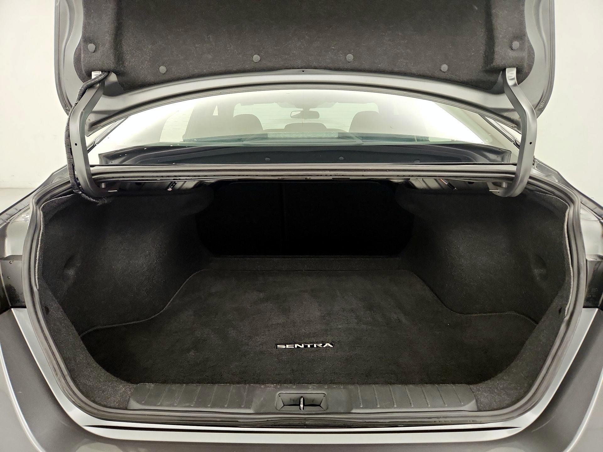 Thumbnail: 2024 Nissan Sentra - 20