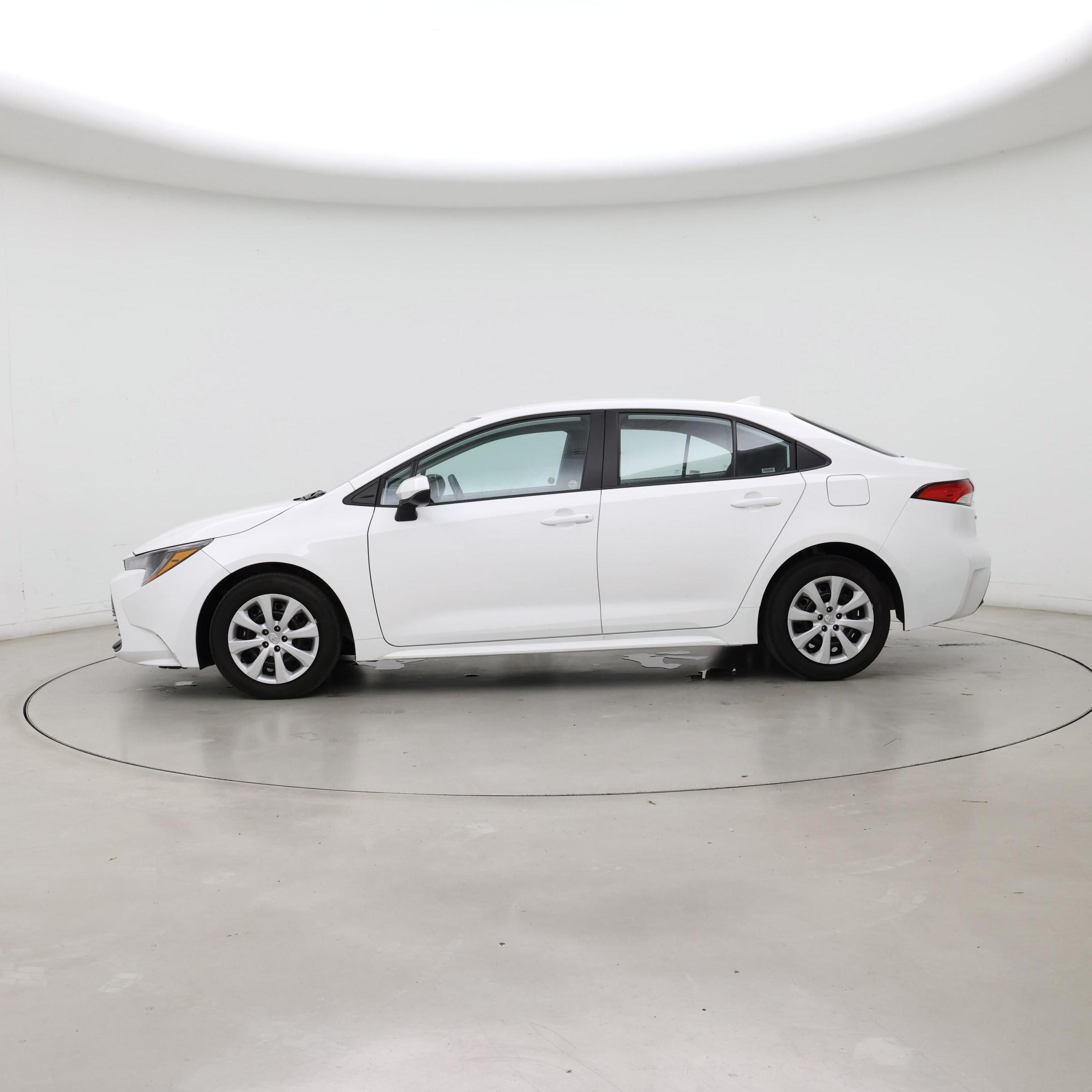 Thumbnail: 2025 Toyota Corolla - 3