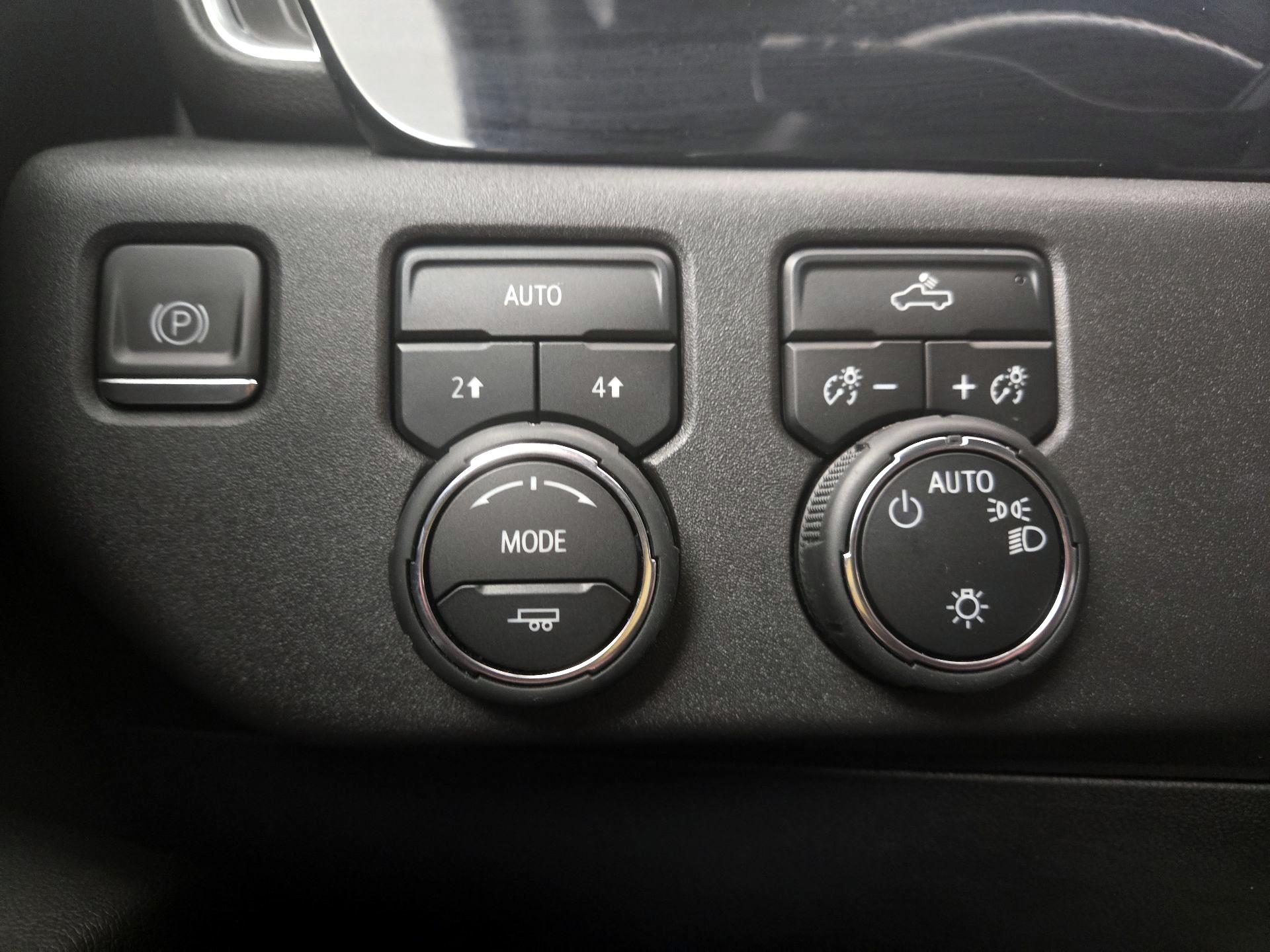 Thumbnail: 2024 Chevrolet Silverado 1500 - 13