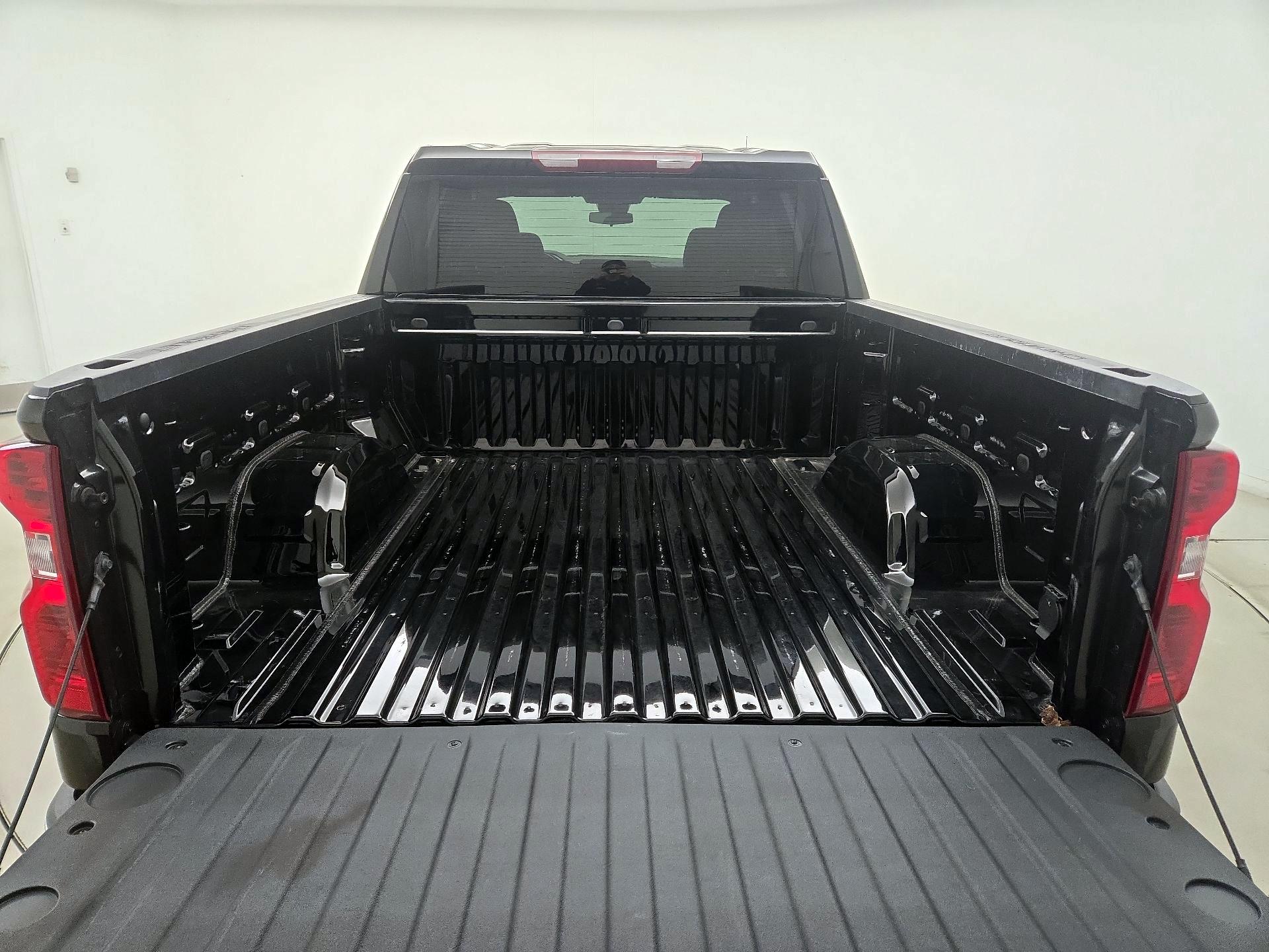 Thumbnail: 2024 Chevrolet Silverado 1500 - 20