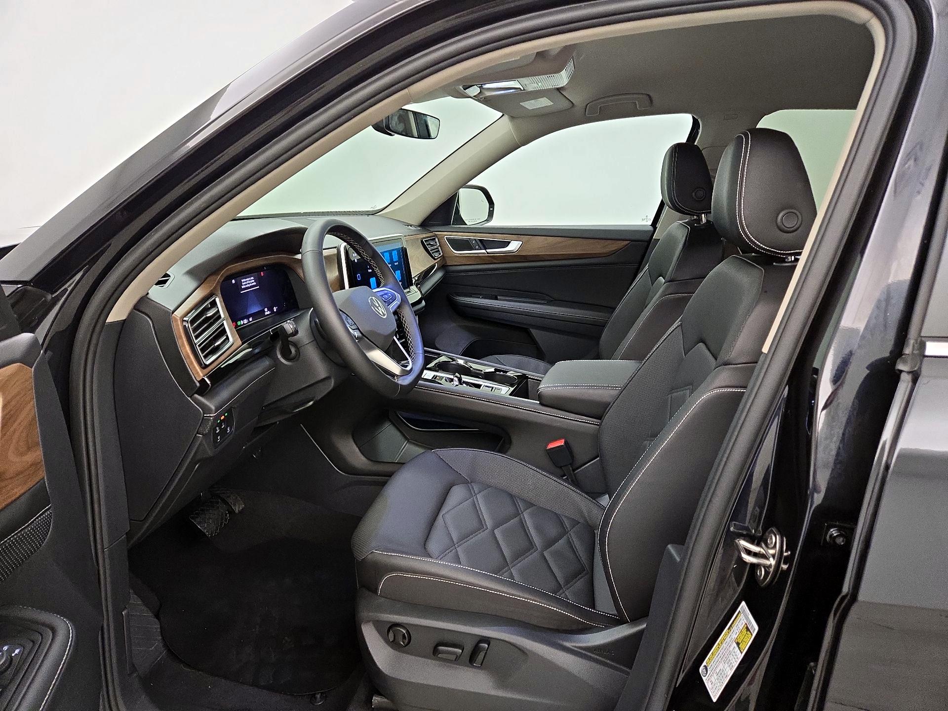 Thumbnail: 2025 Volkswagen Atlas - 11