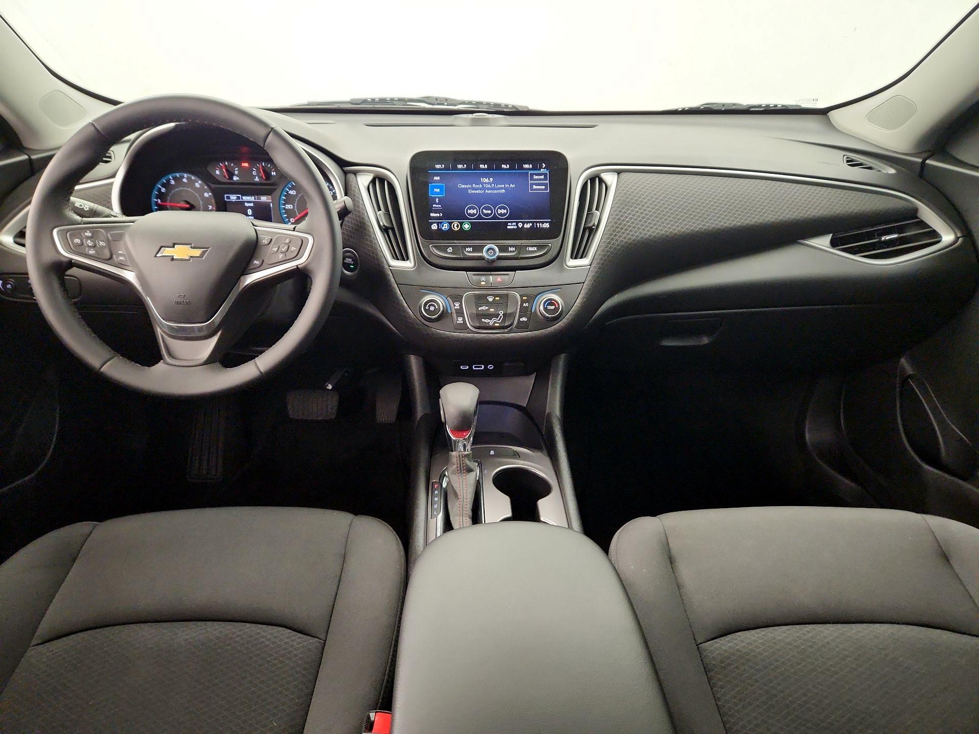 Thumbnail: 2023 Chevrolet Malibu - 9