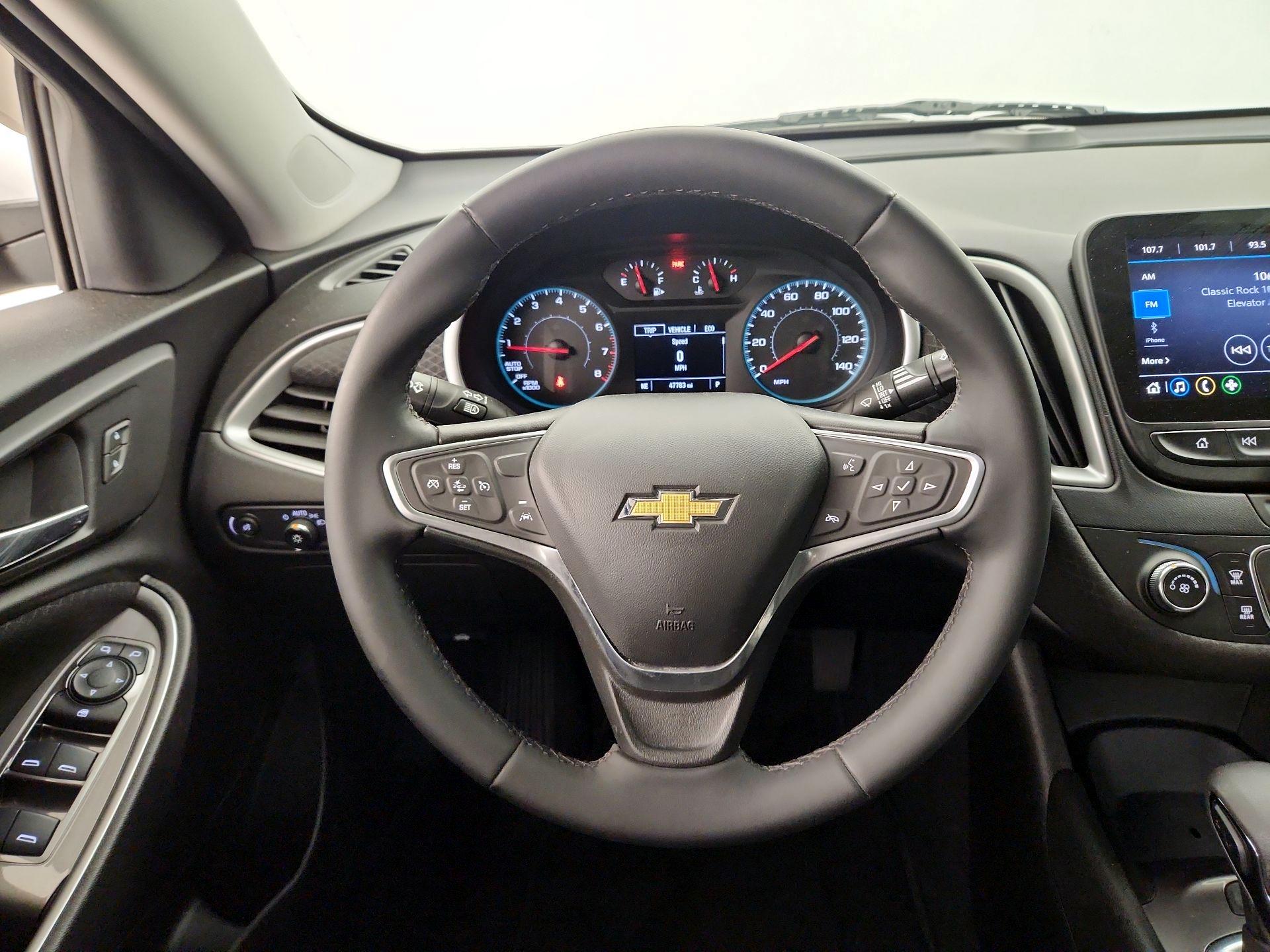 Thumbnail: 2023 Chevrolet Malibu - 10