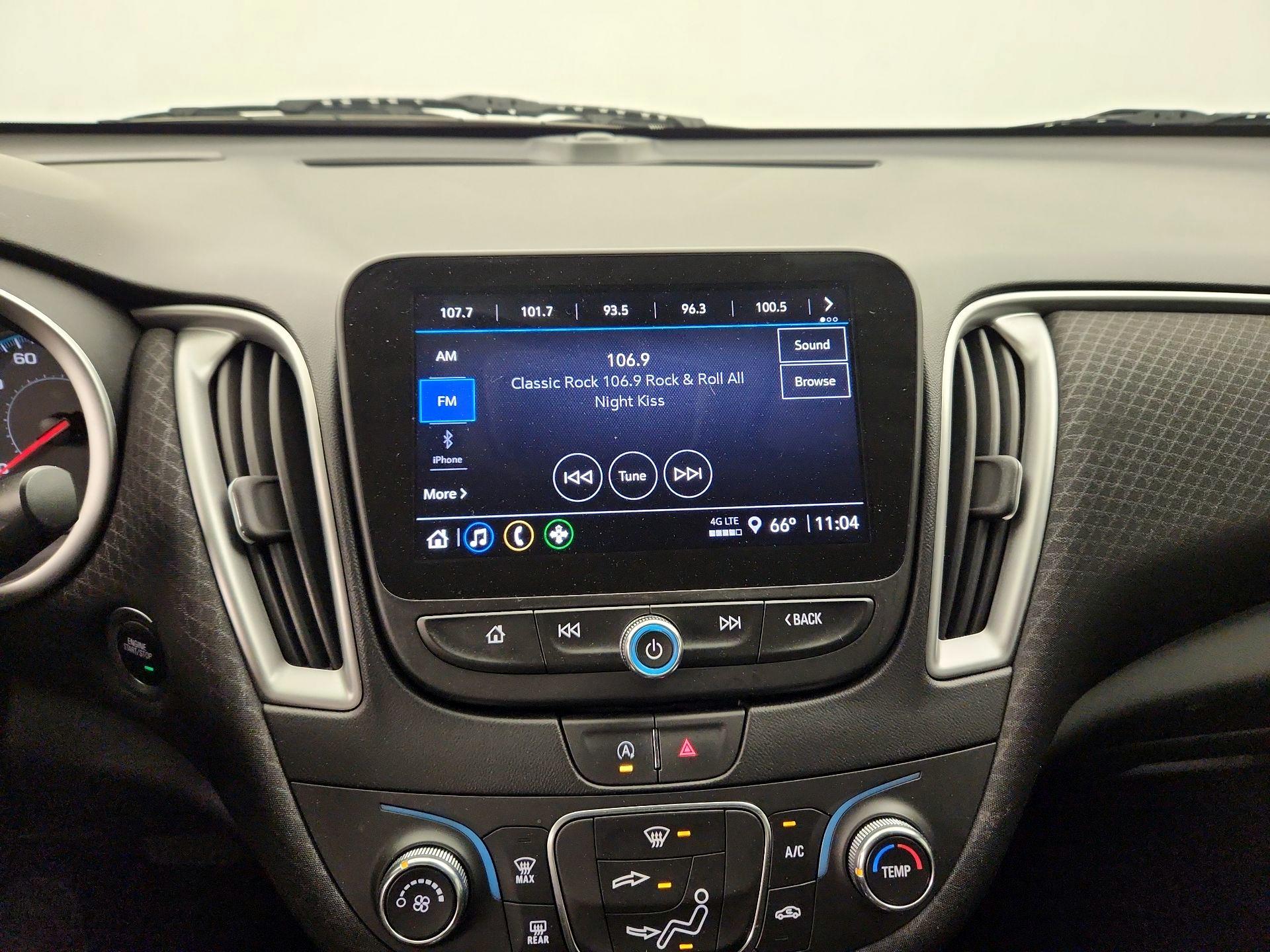 Thumbnail: 2023 Chevrolet Malibu - 15