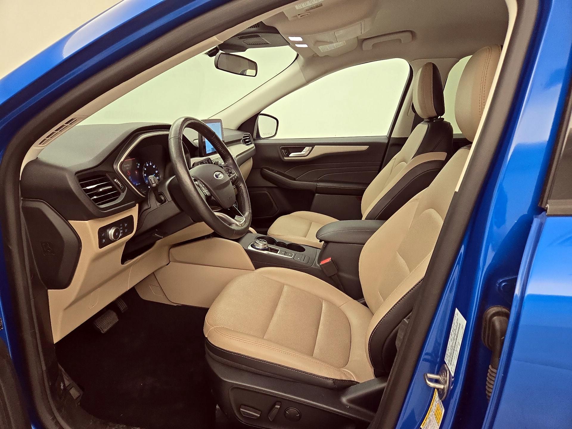 Thumbnail: 2021 Ford Escape - 11