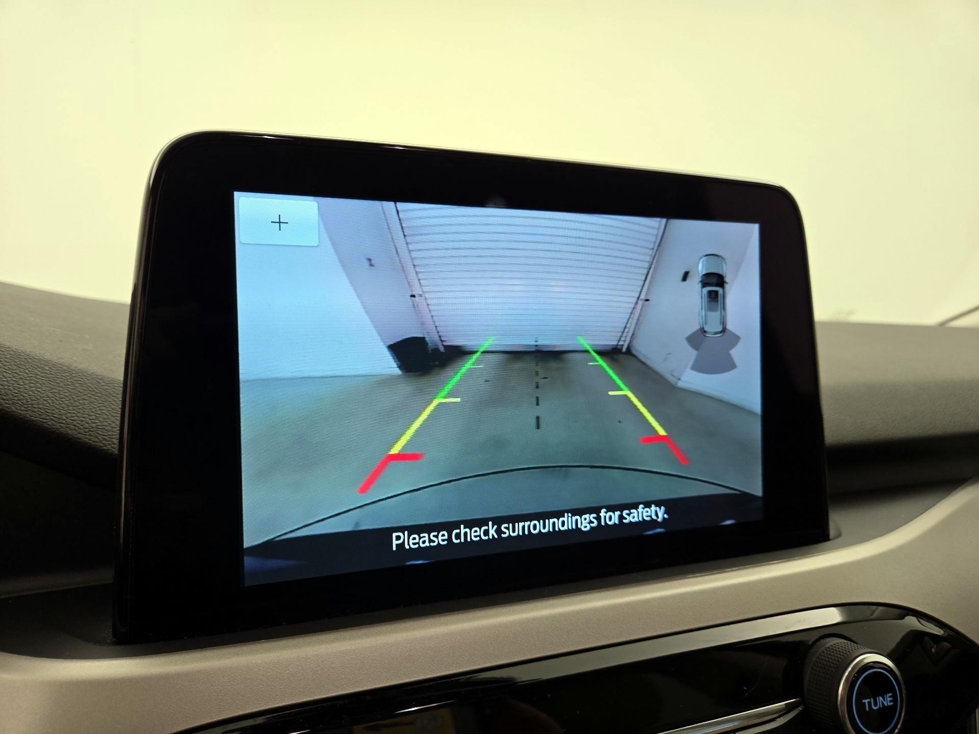 Thumbnail: 2021 Ford Escape - 15