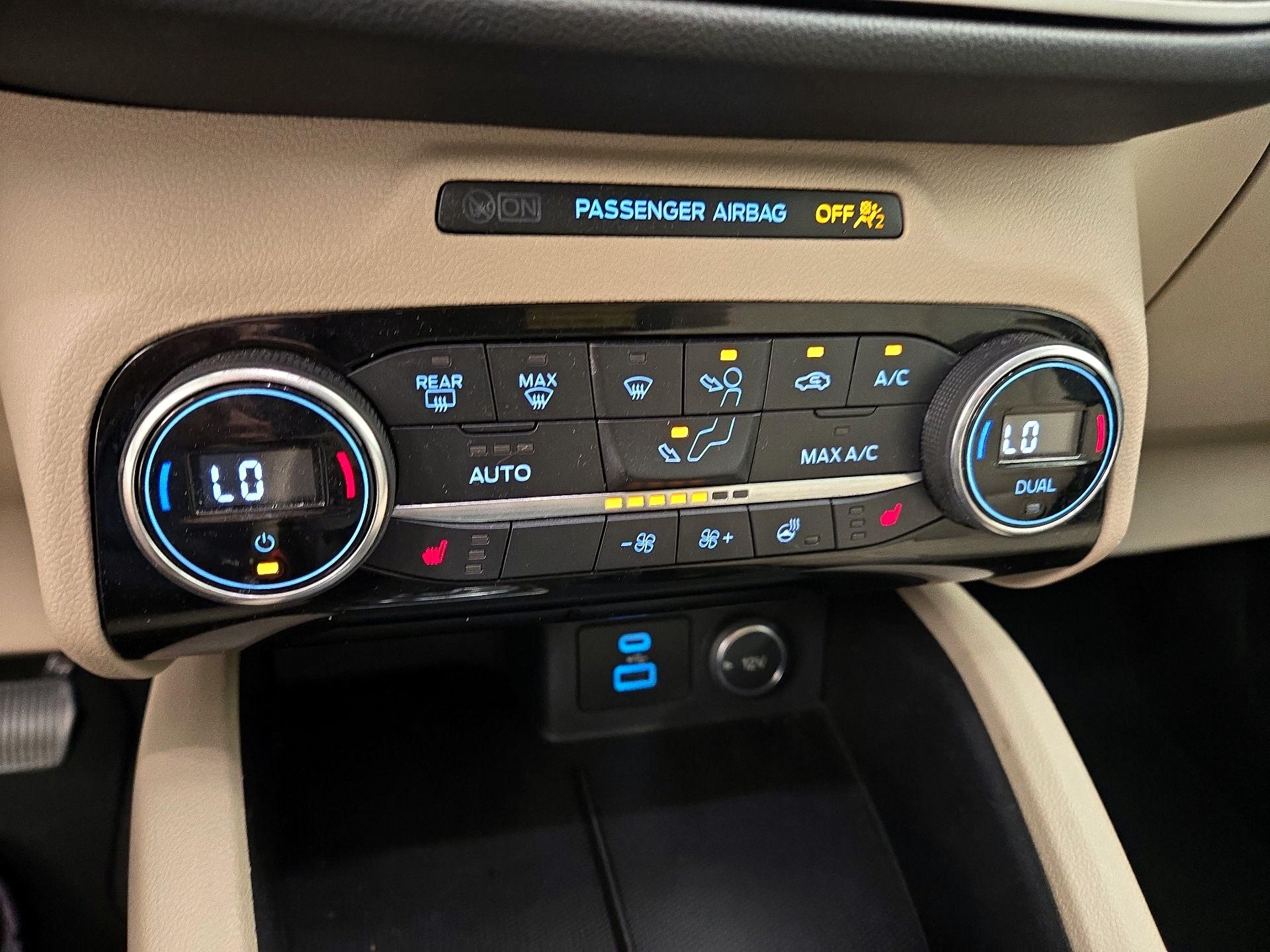 Thumbnail: 2021 Ford Escape - 17