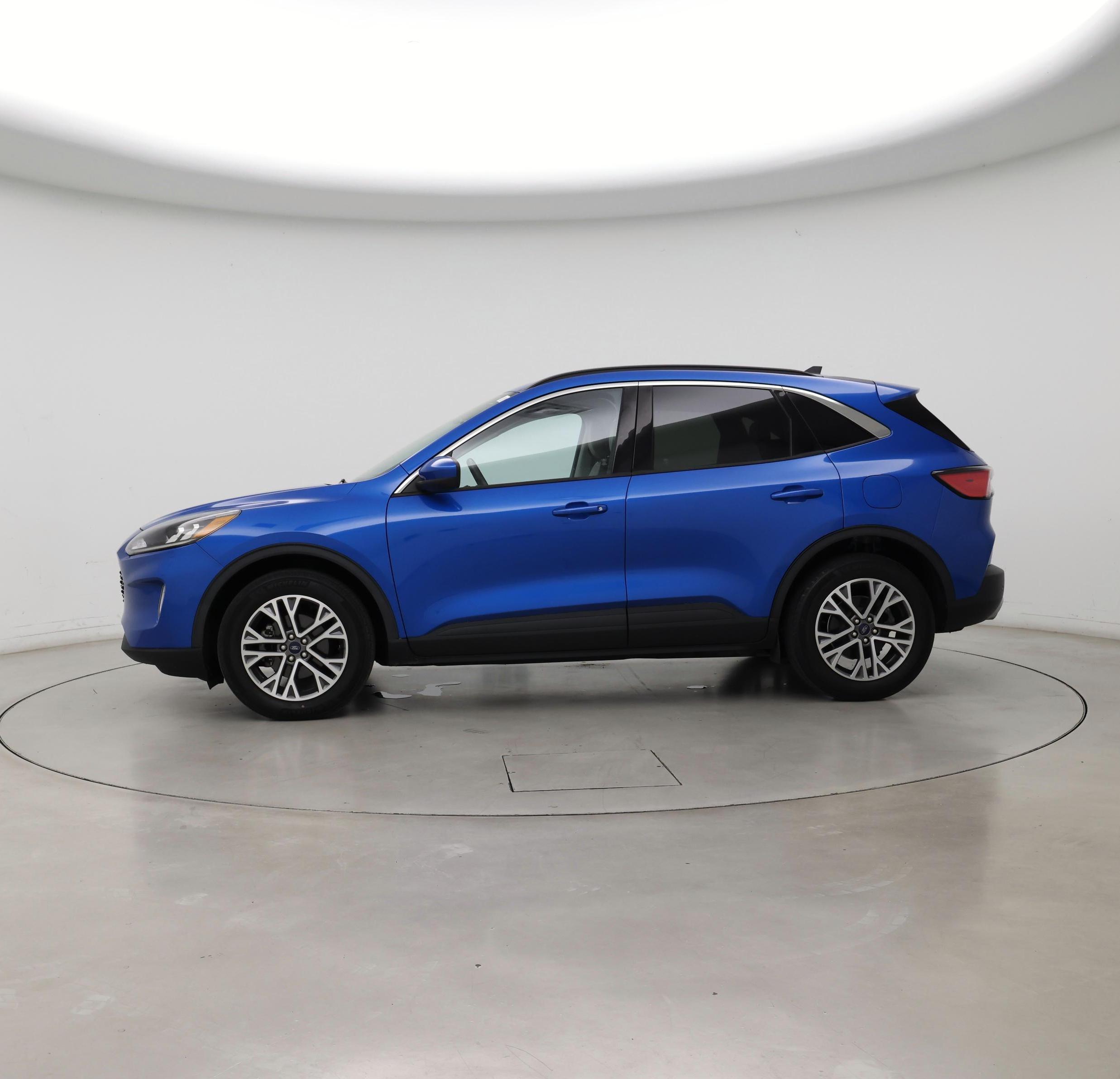 Thumbnail: 2021 Ford Escape - 3