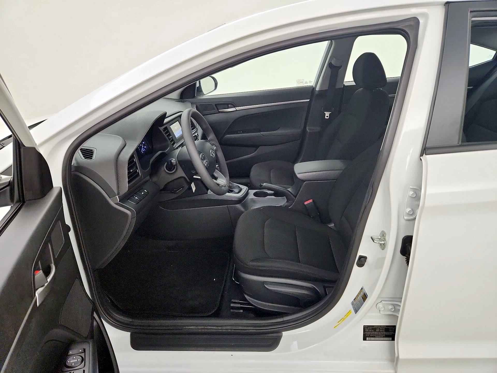 Thumbnail: 2020 Hyundai Elantra - 11