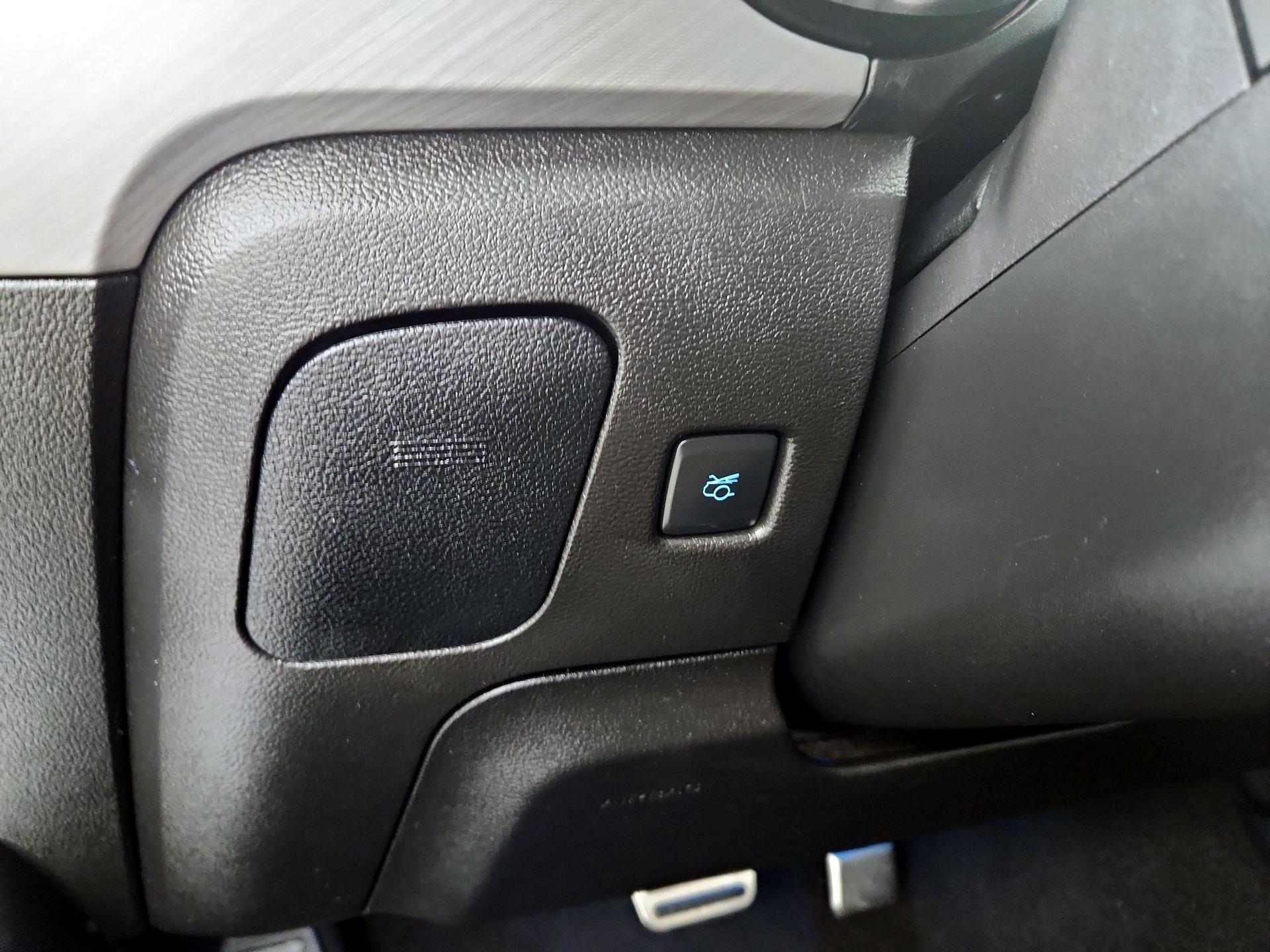 Thumbnail: 2023 Ford Mustang - 13