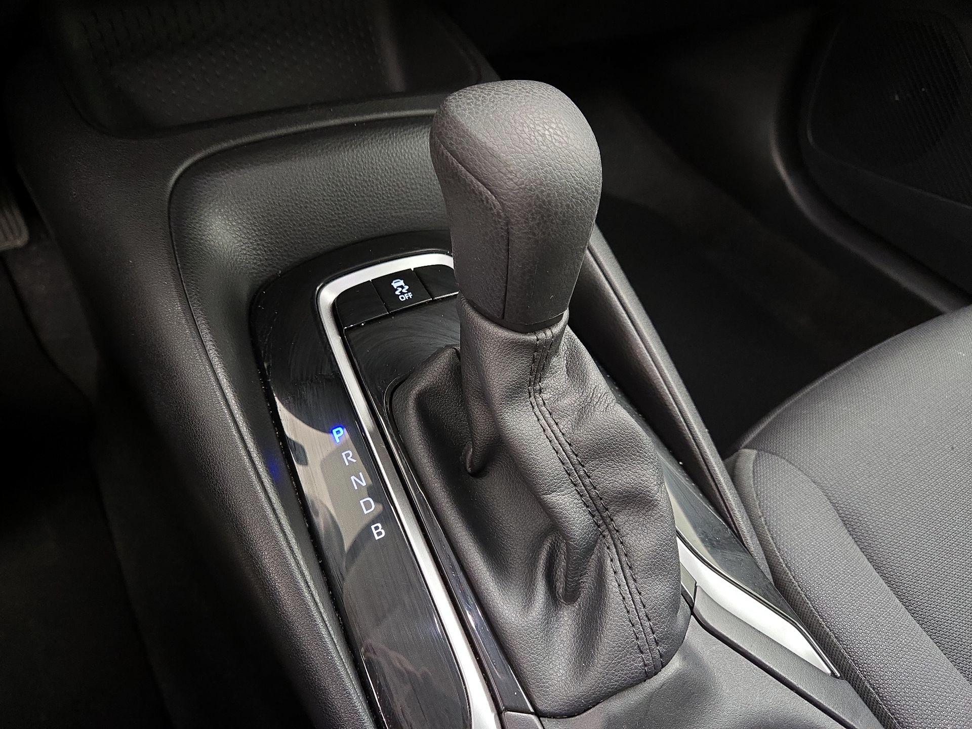 Thumbnail: 2025 Toyota Corolla - 17