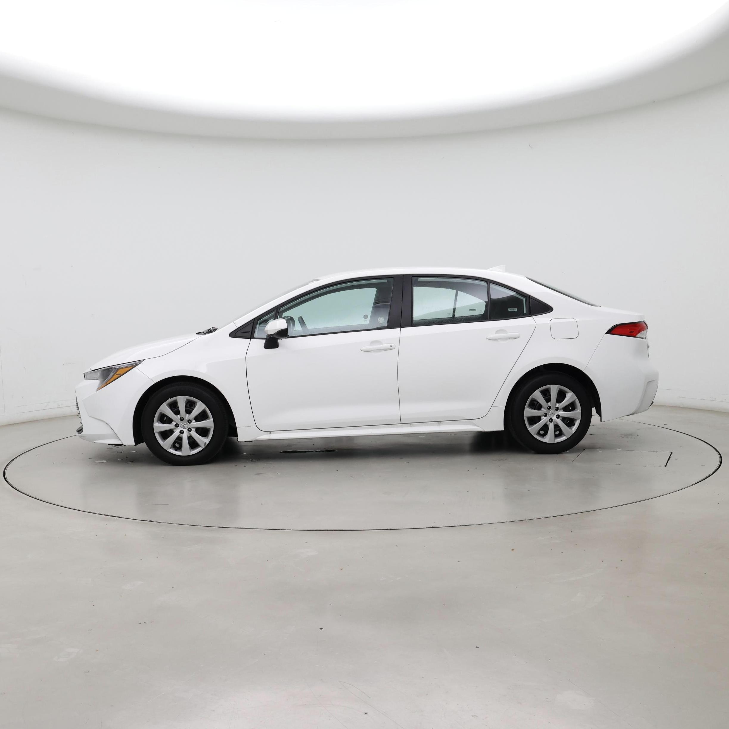 Thumbnail: 2025 Toyota Corolla - 3