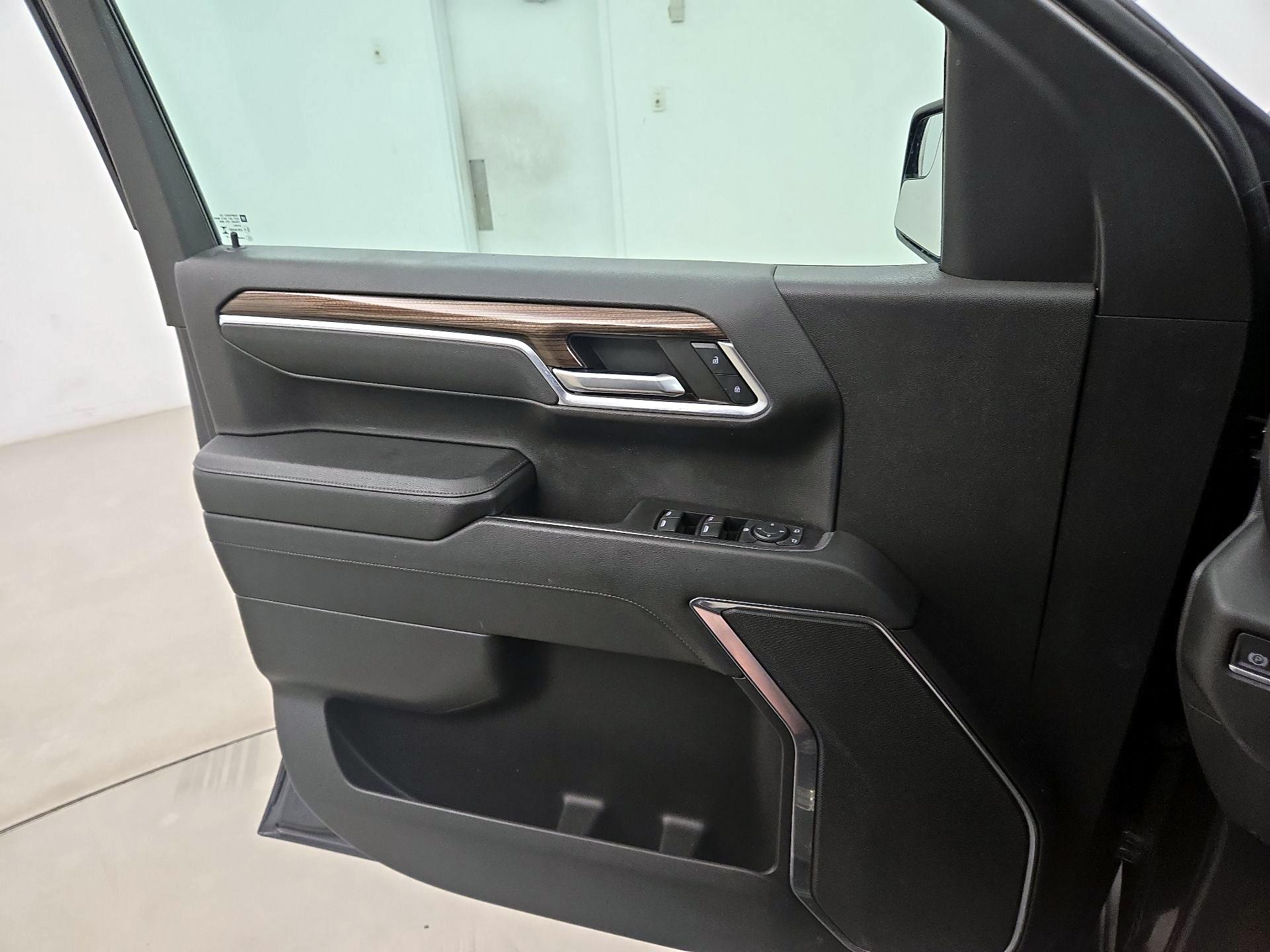 Thumbnail: 2023 Chevrolet Silverado 1500 - 12