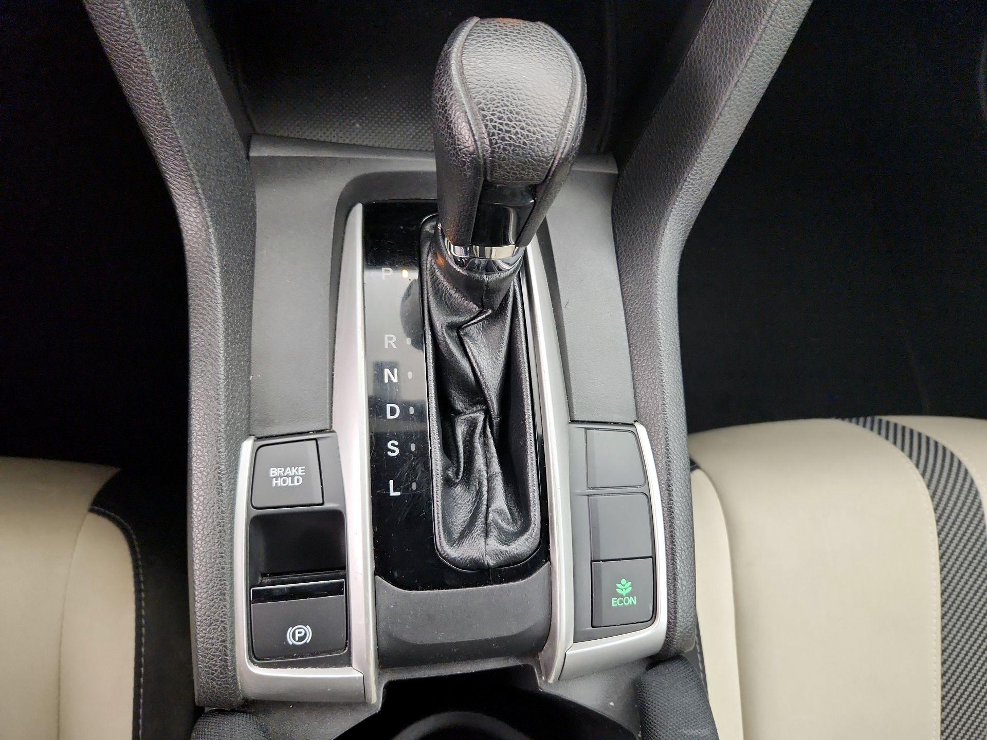 Thumbnail: 2018 Honda Civic - 17