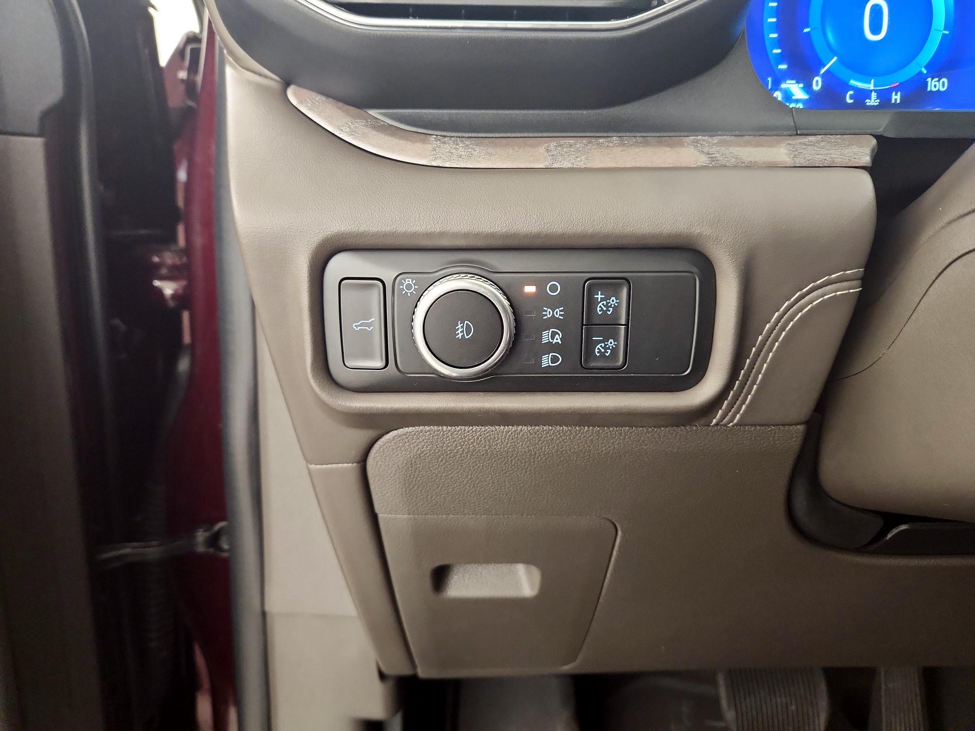 Thumbnail: 2022 Ford Explorer - 13