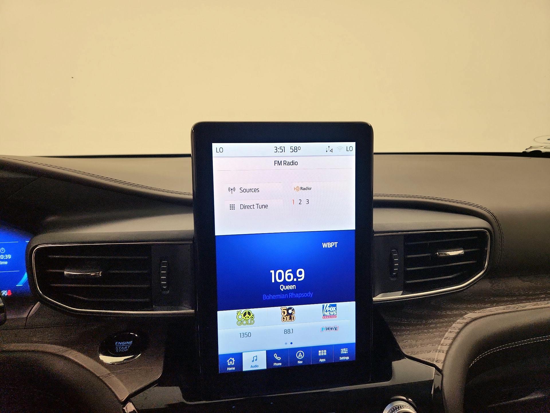 Thumbnail: 2022 Ford Explorer - 16