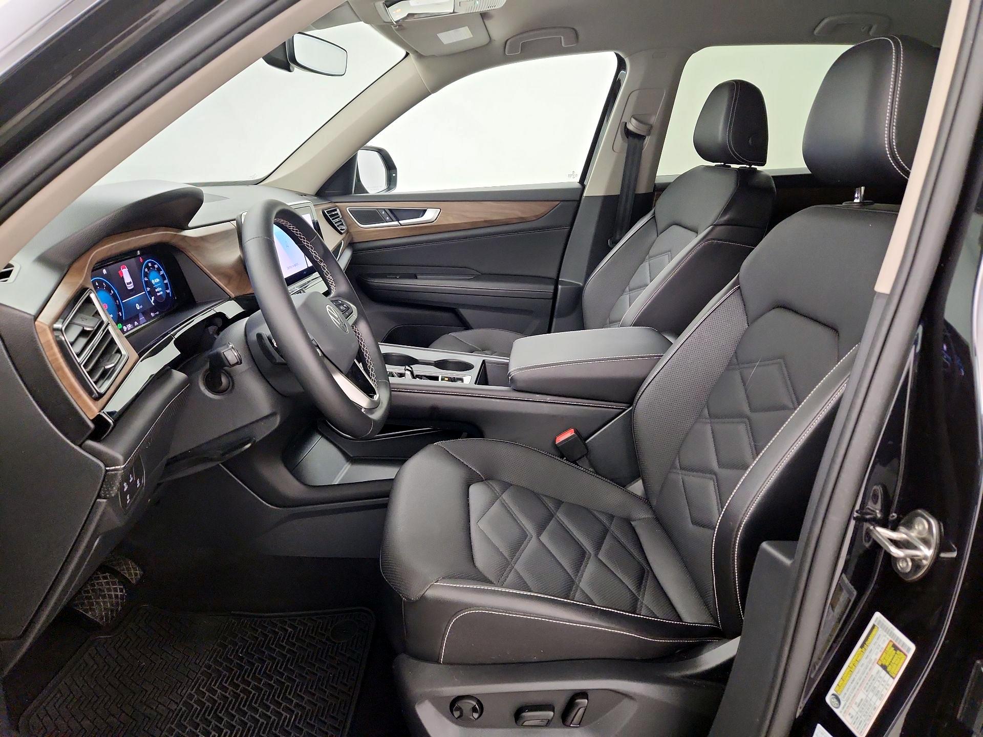 Thumbnail: 2024 Volkswagen Atlas - 11