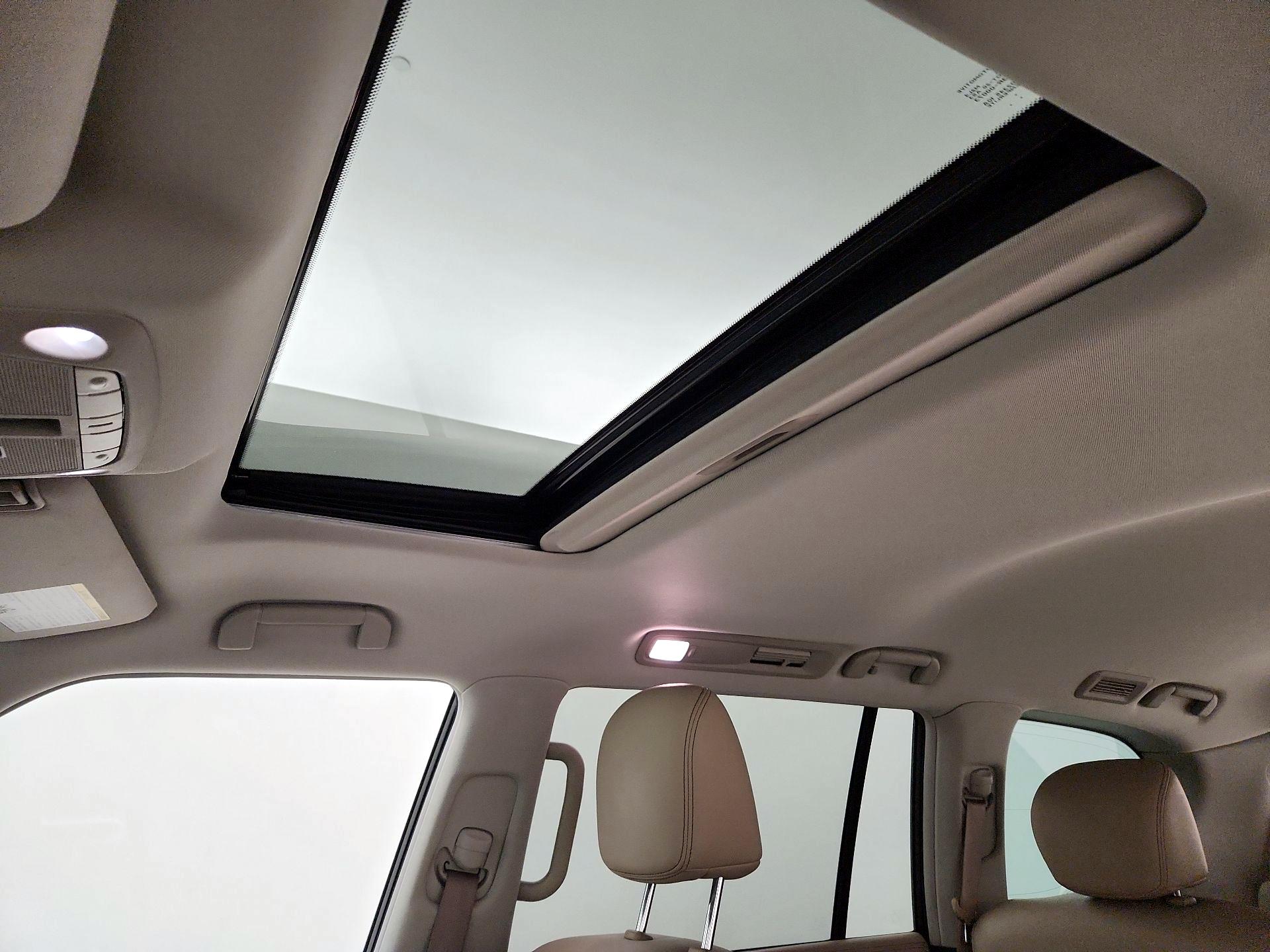 Thumbnail: 2022 Nissan Armada - 20