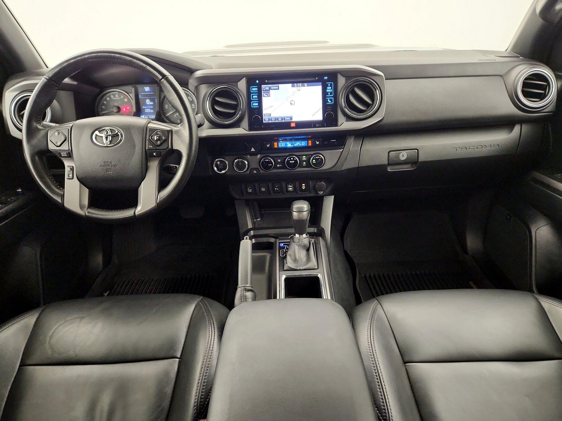 Thumbnail: 2016 Toyota Tacoma - 9