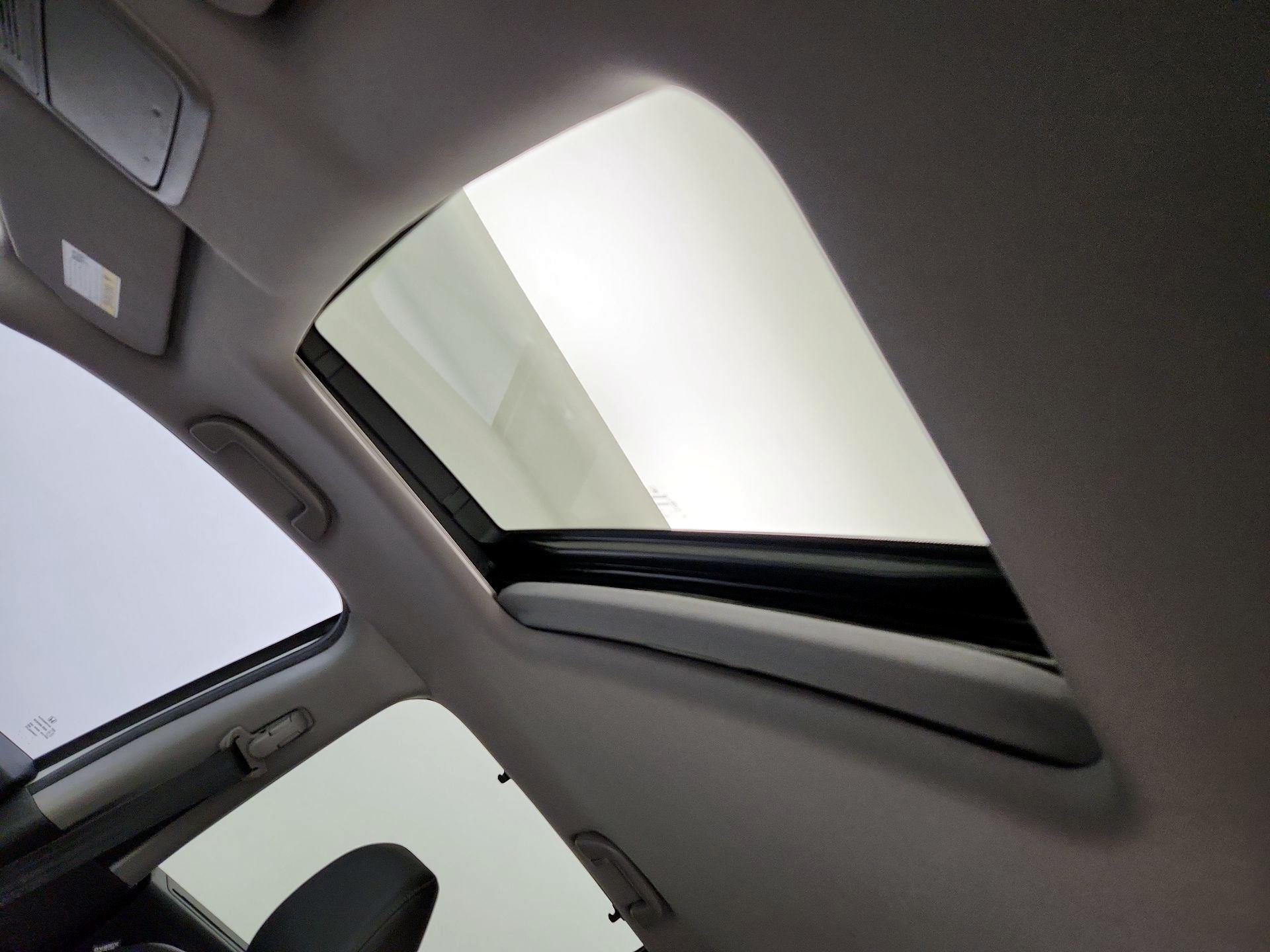 Thumbnail: 2022 Honda Pilot - 19