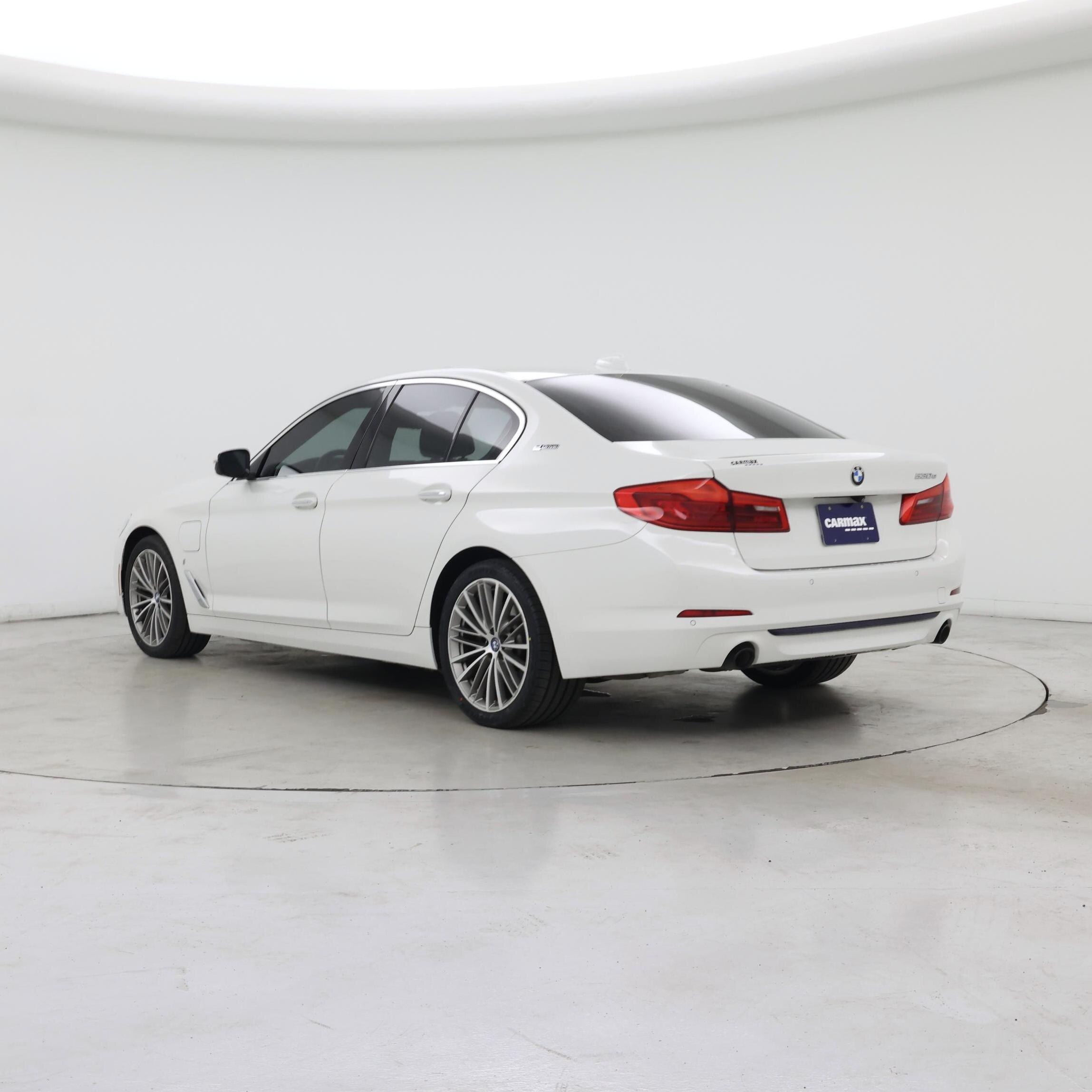 Thumbnail: 2018 BMW 5 Series - 2