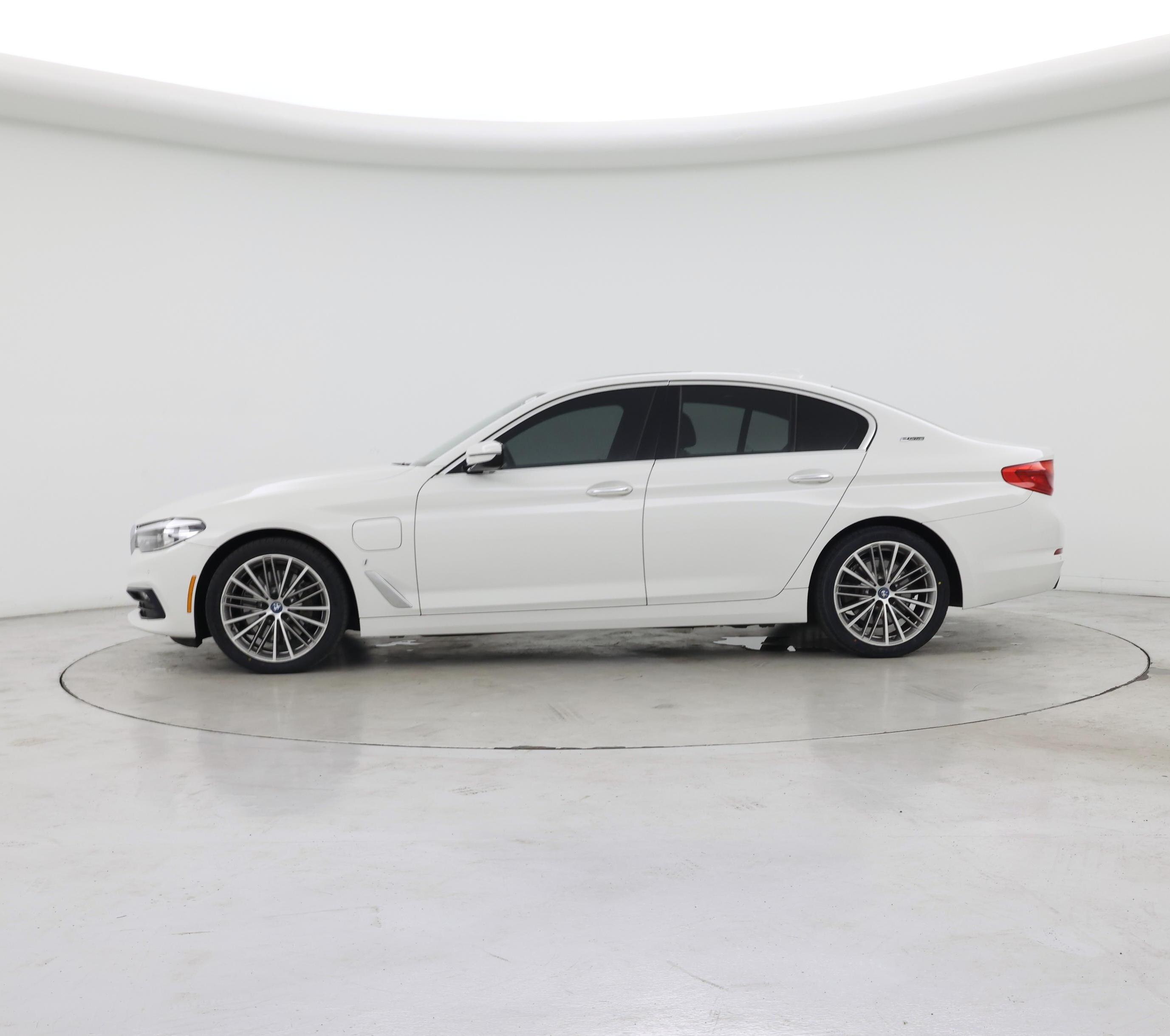 Thumbnail: 2018 BMW 5 Series - 3
