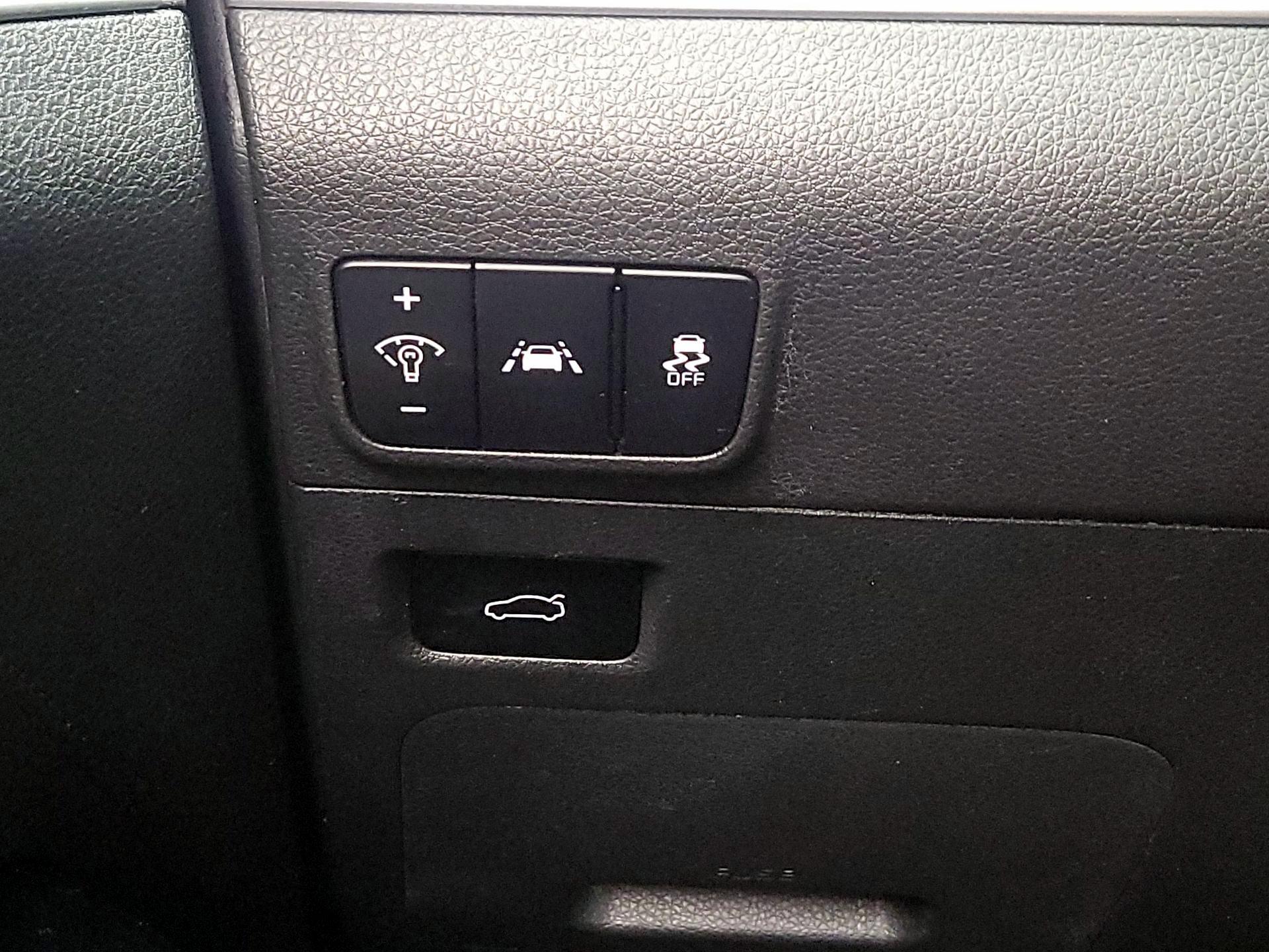 Thumbnail: 2022 Kia K5 - 13