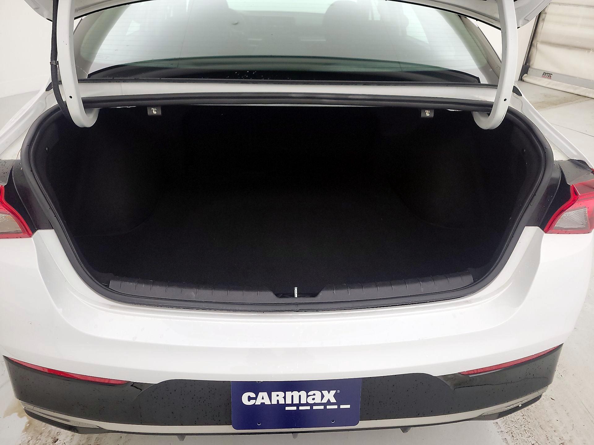 Thumbnail: 2022 Kia K5 - 20