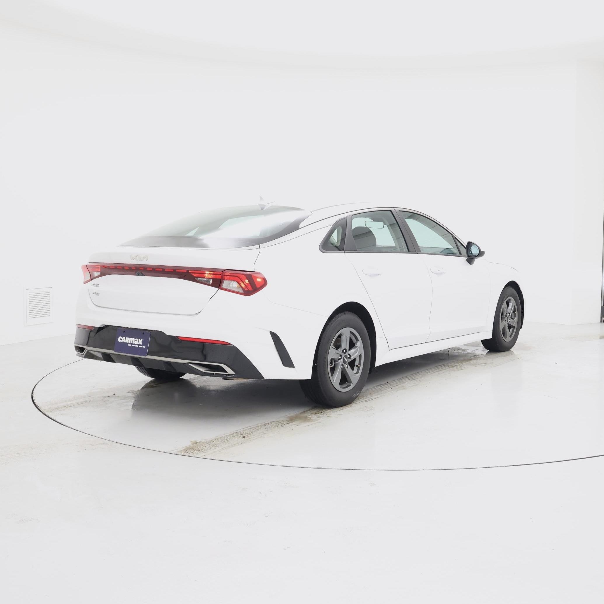 Thumbnail: 2022 Kia K5 - 8