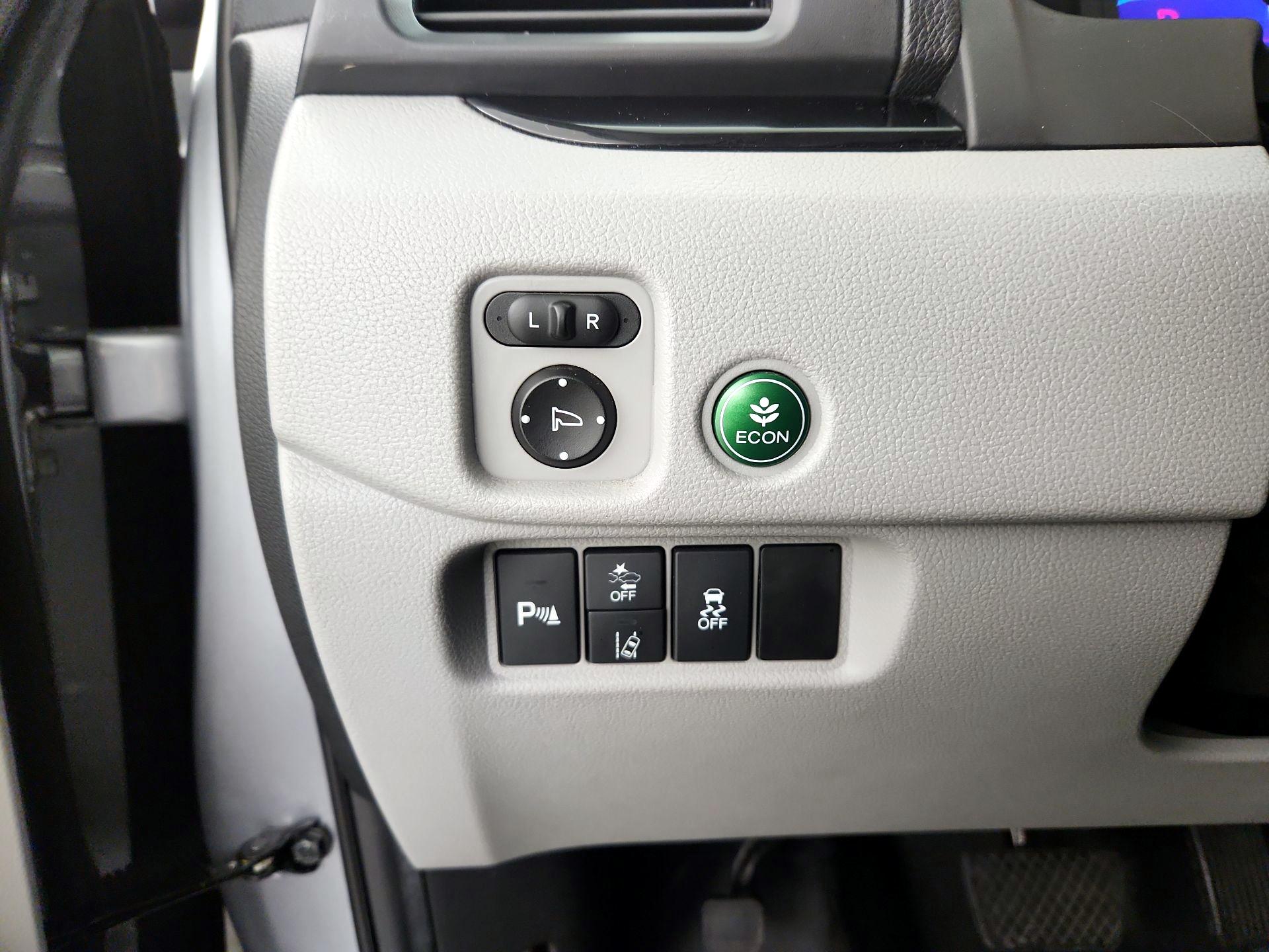 Thumbnail: 2019 Honda Pilot - 13