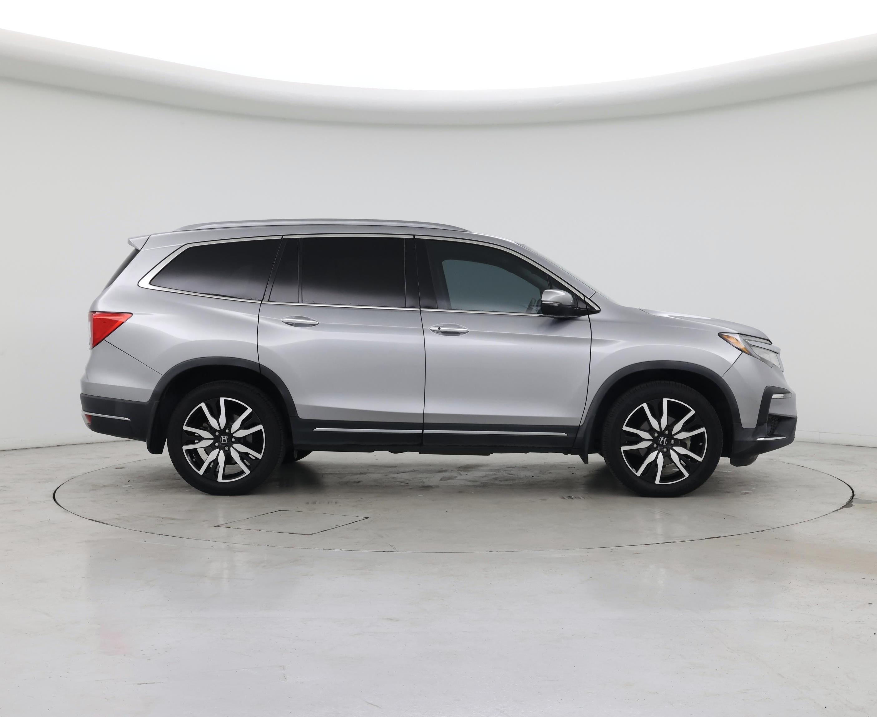 Thumbnail: 2019 Honda Pilot - 7