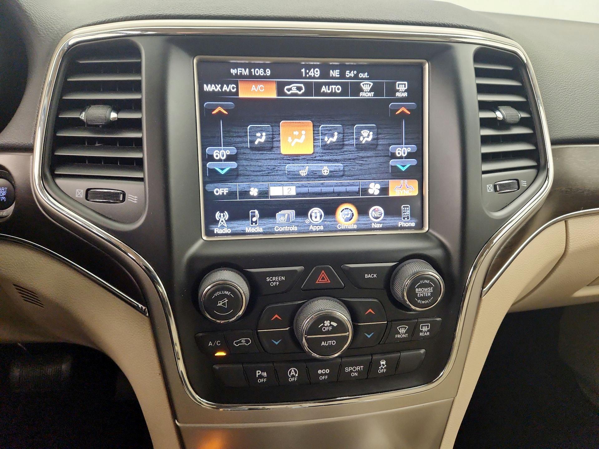 Thumbnail: 2016 Jeep Grand Cherokee - 17