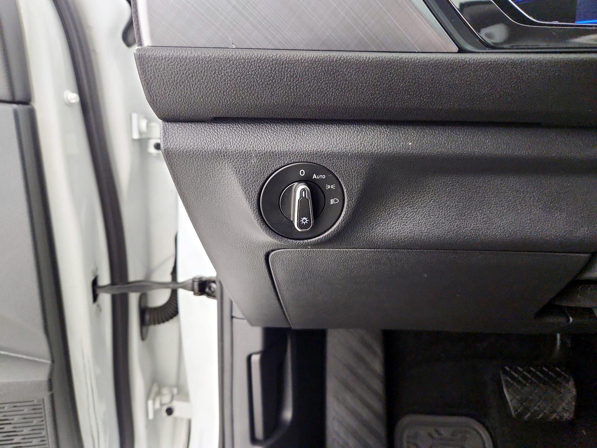 Thumbnail: 2023 Volkswagen Jetta - 13