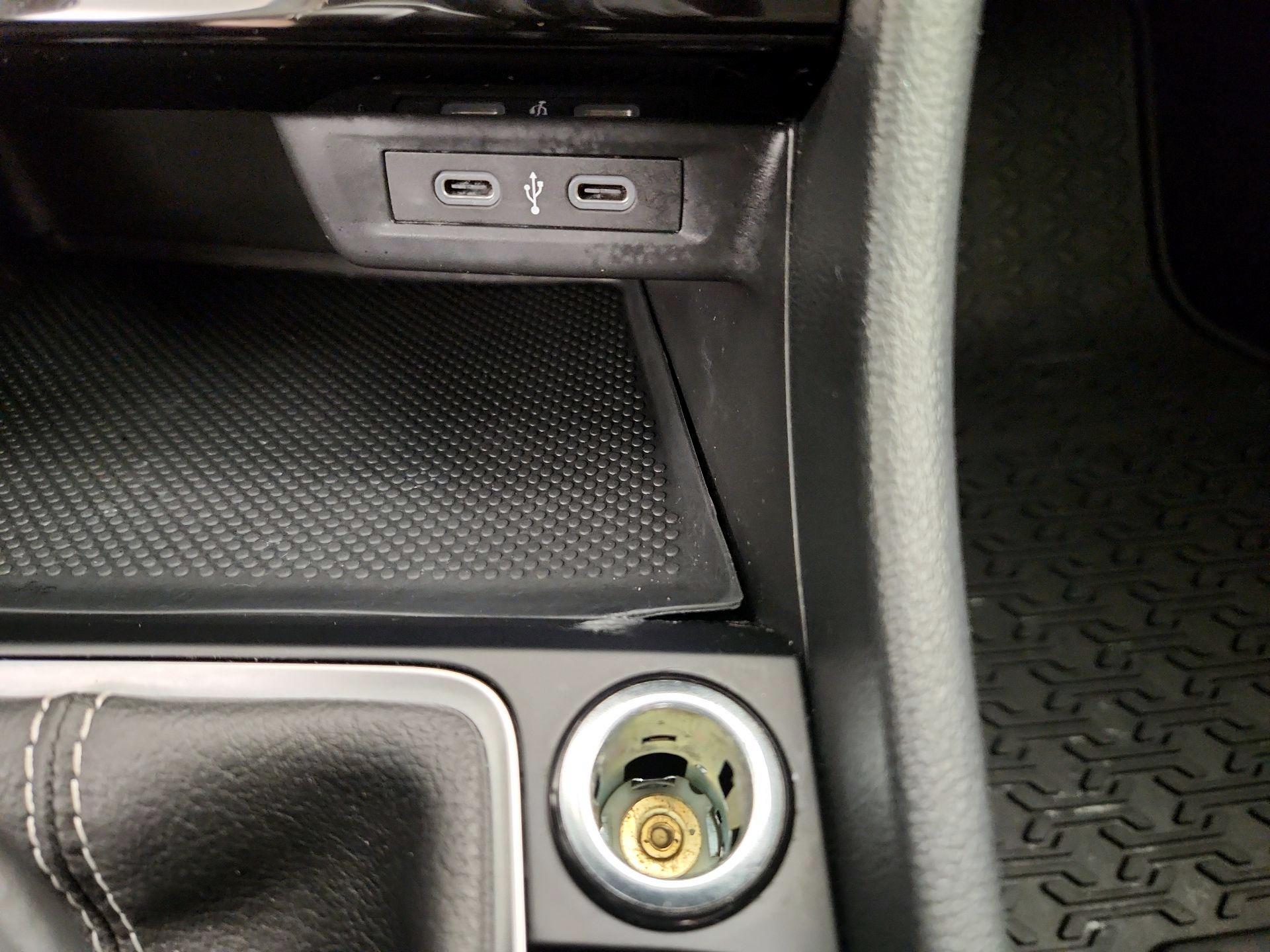 Thumbnail: 2023 Volkswagen Jetta - 18