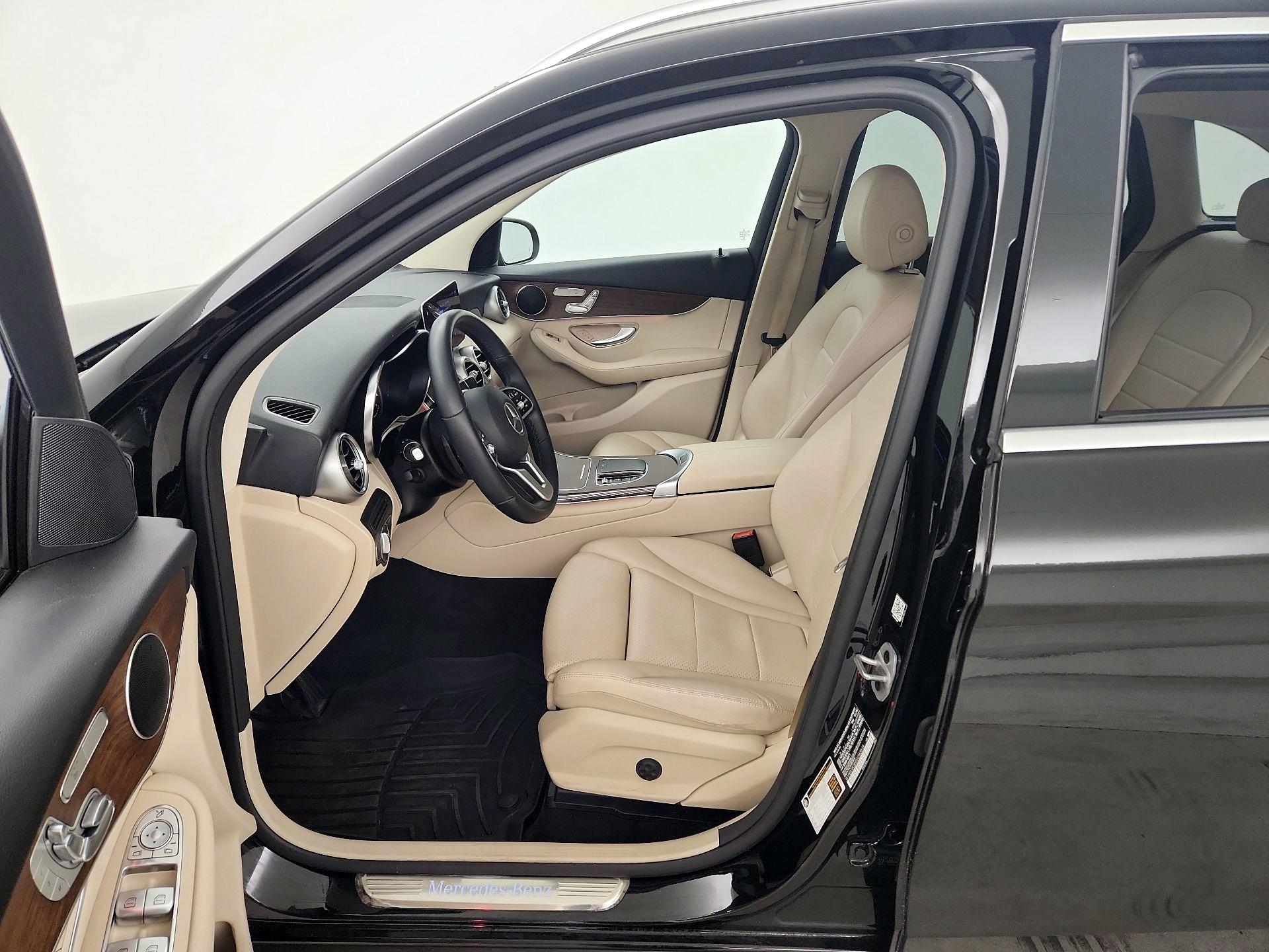 Thumbnail: 2022 Mercedes-Benz GLC - 11